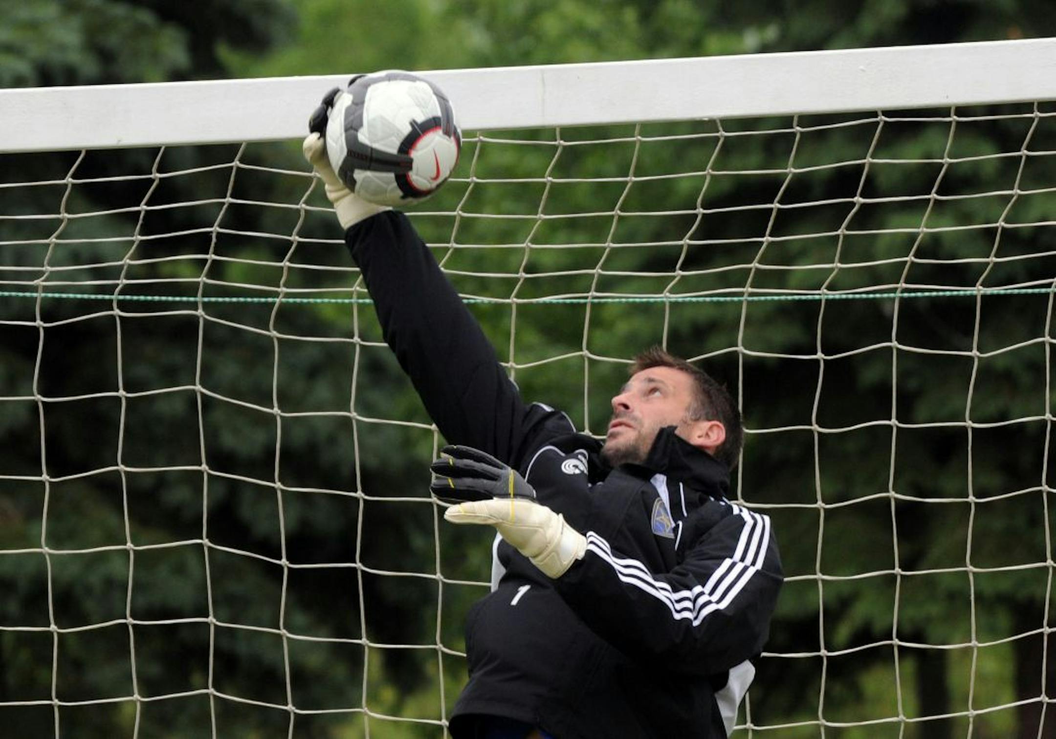 Blaine,Mn. Thursday 6/10/10 Minnesota Stars goalie Joe Warren during a practice at the National Sports Center in Blaine.