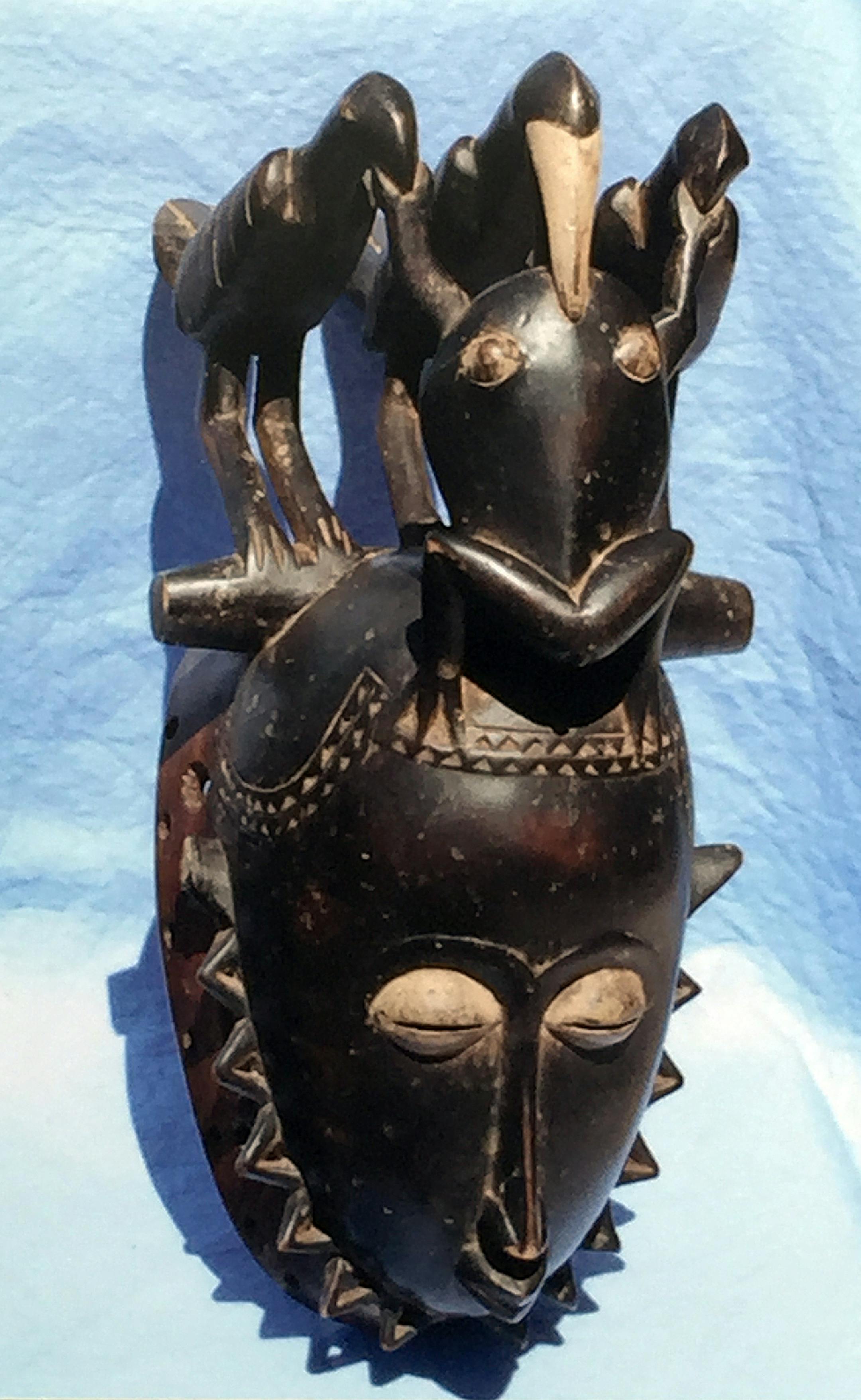 provided by mhiripiri gallery mask