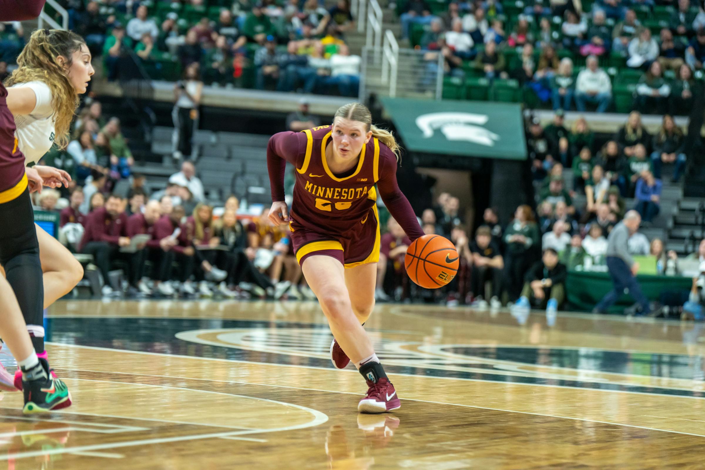 gophers-women-s-basketball-team-falls-to-no-23-michigan-state