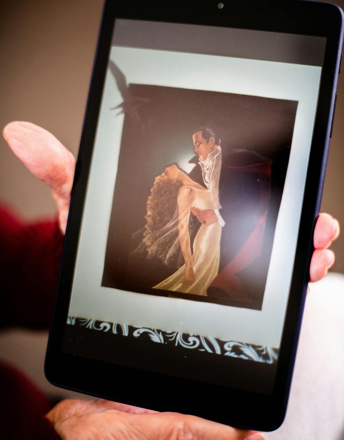 Carmen Mazzuchella poses for a portrait with her tablet at her senior living community. ] MARK VANCLEAVE &#xef; mark.vancleave@startribune.com * The city of Maple Grove is providing free tablets with low-cost internet data plans to some senior citizens. Photographed on Friday, April 6, 2018.