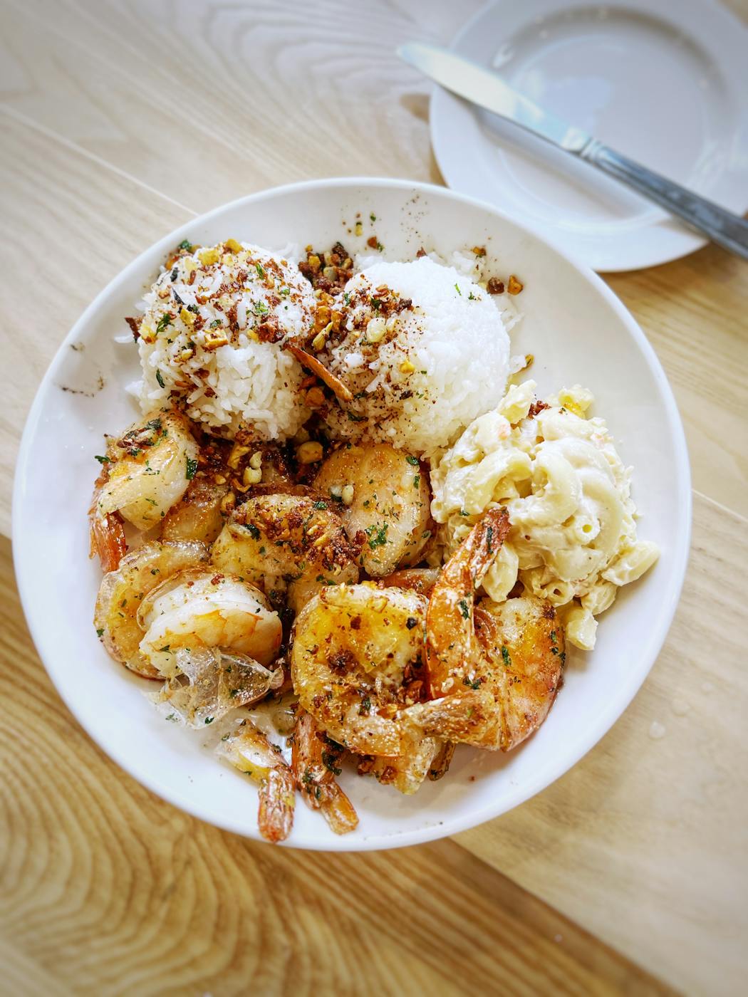 Kahuku-style garlic shrimp at Ono Hawaiian Plates.
