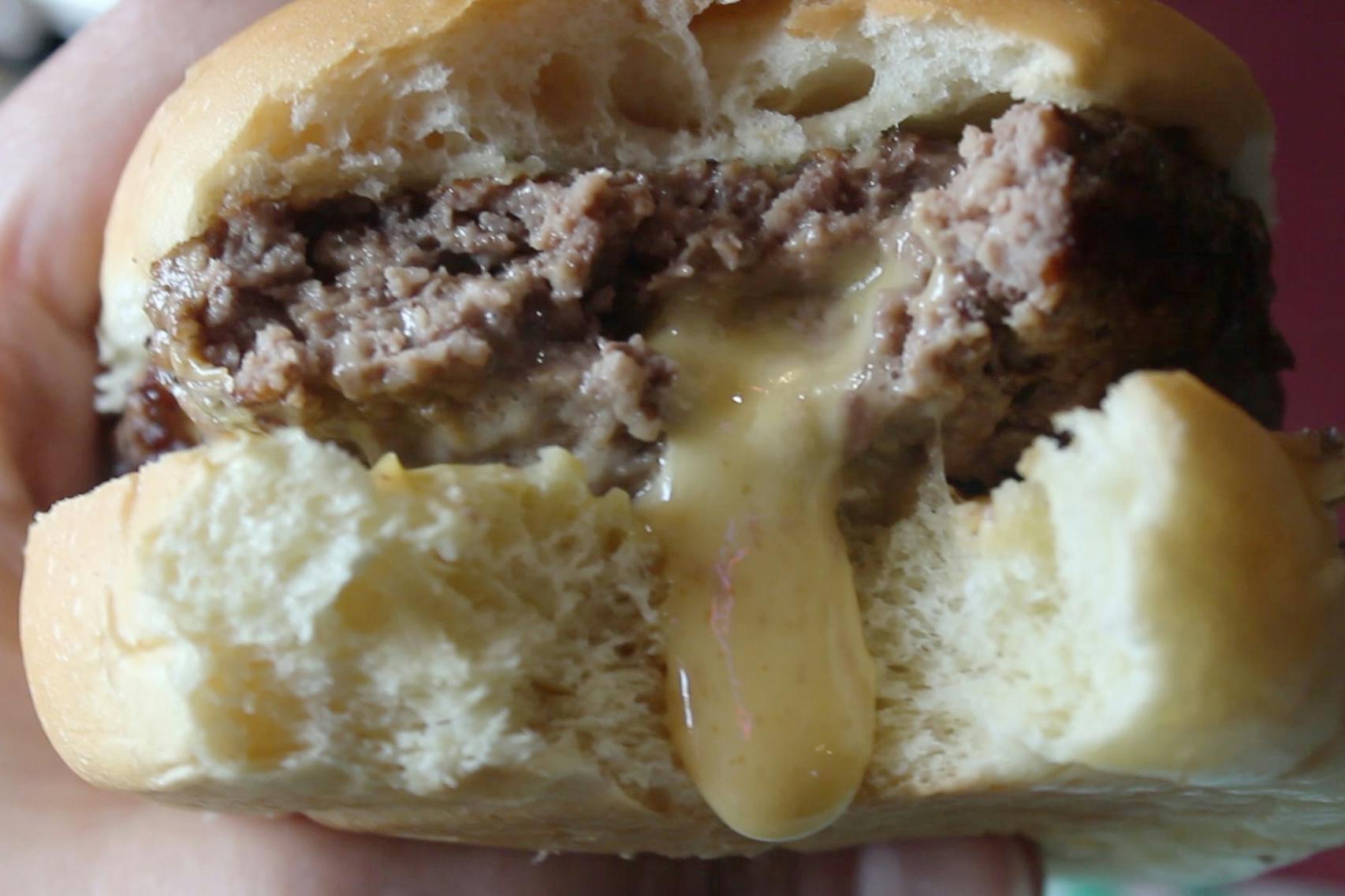 A finished “Juicy Lucy” at the 5-8 Club. ] MARK VANCLEAVE • mark.vancleave@startribune.com * Two south Minneapolis rivals lay claim to being the home of the Juicy or Jucy Lucy.