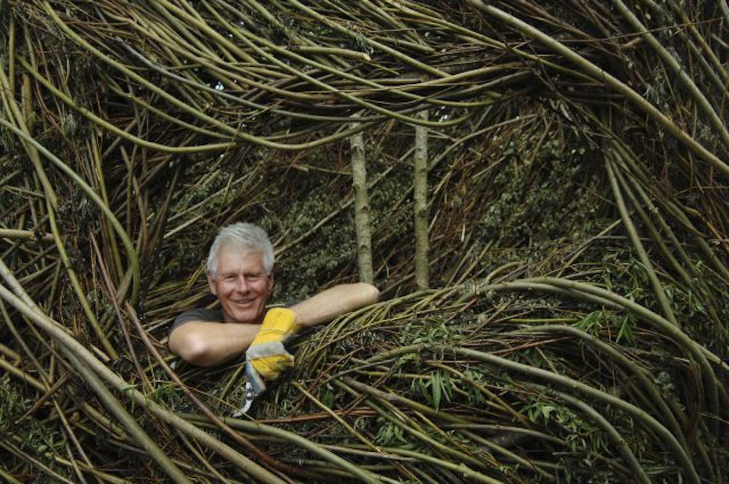 Patrick creating the sculpture "Highjinx" at Sculpture in the Parklands in Ireland. .