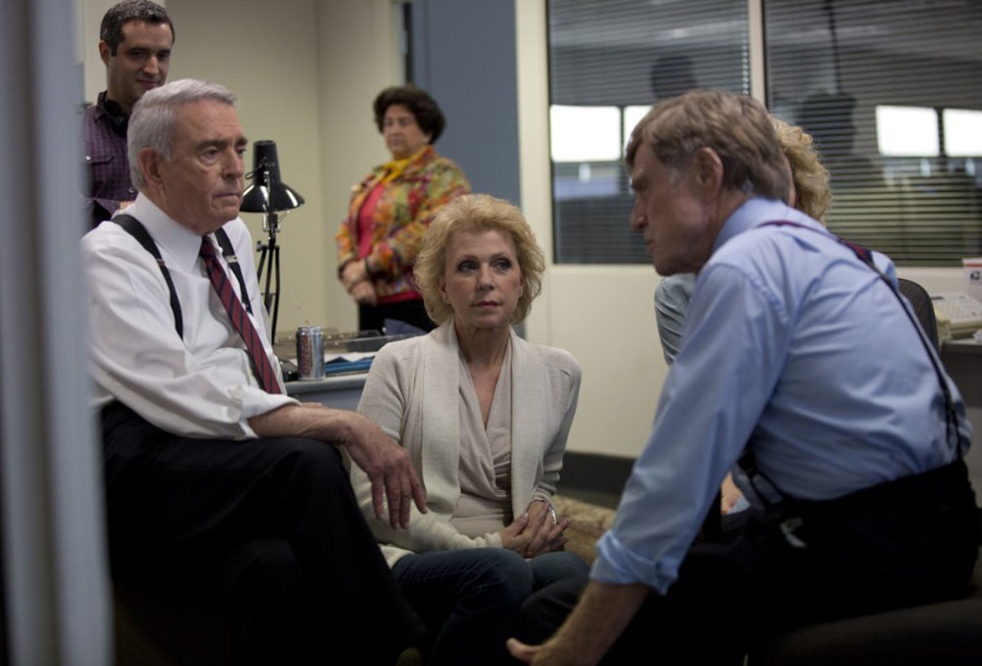 Dan Rather, Mary Mapes and Robert Redford in "Truth." (Photo courtesy Sony Pictures Classics/TNS) ORG XMIT: 1175600