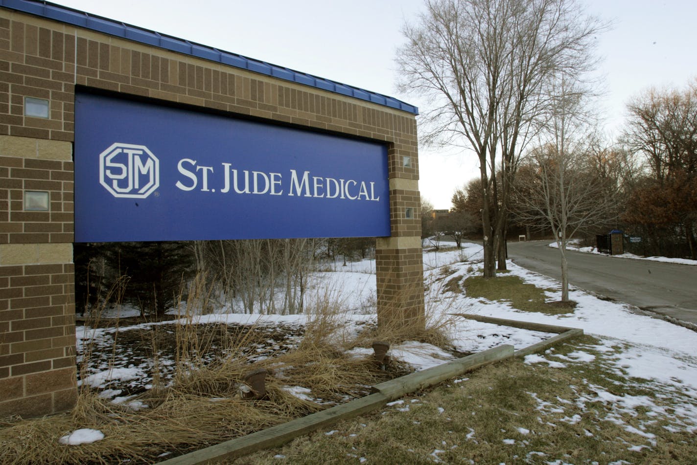 The deal announcement came as St. Jude reported a decline in quarterly earnings Wednesday, but it beat earnings forecasts in the three months ended July 4.