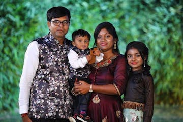 Jagdish and Vaishaliben Patel, with Dharmik, 3, and Vihangi, 11.