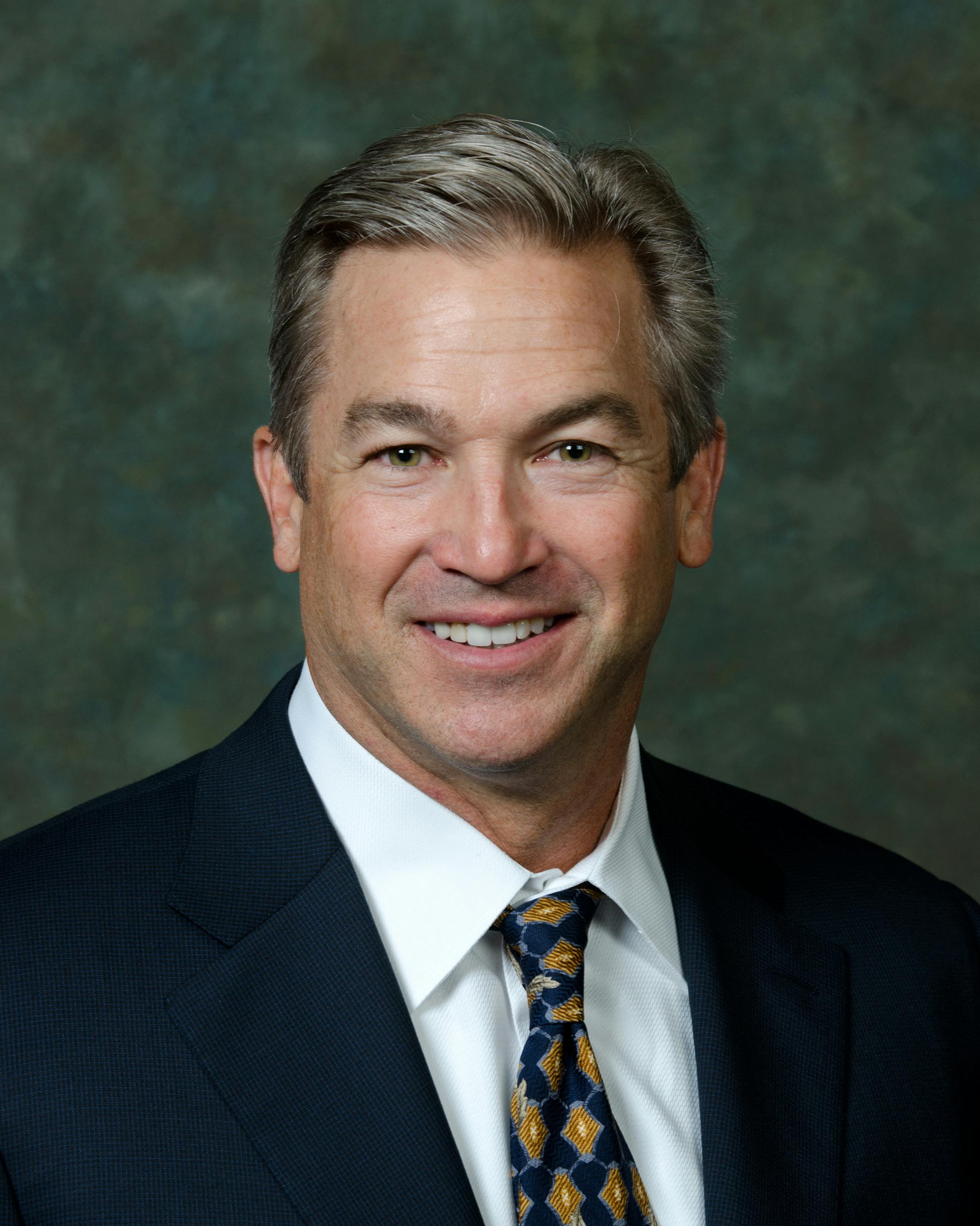 Cardiovascular Systems Inc. president and CEO David Martin will continue to lead medical device company while recieving cancer treatment.