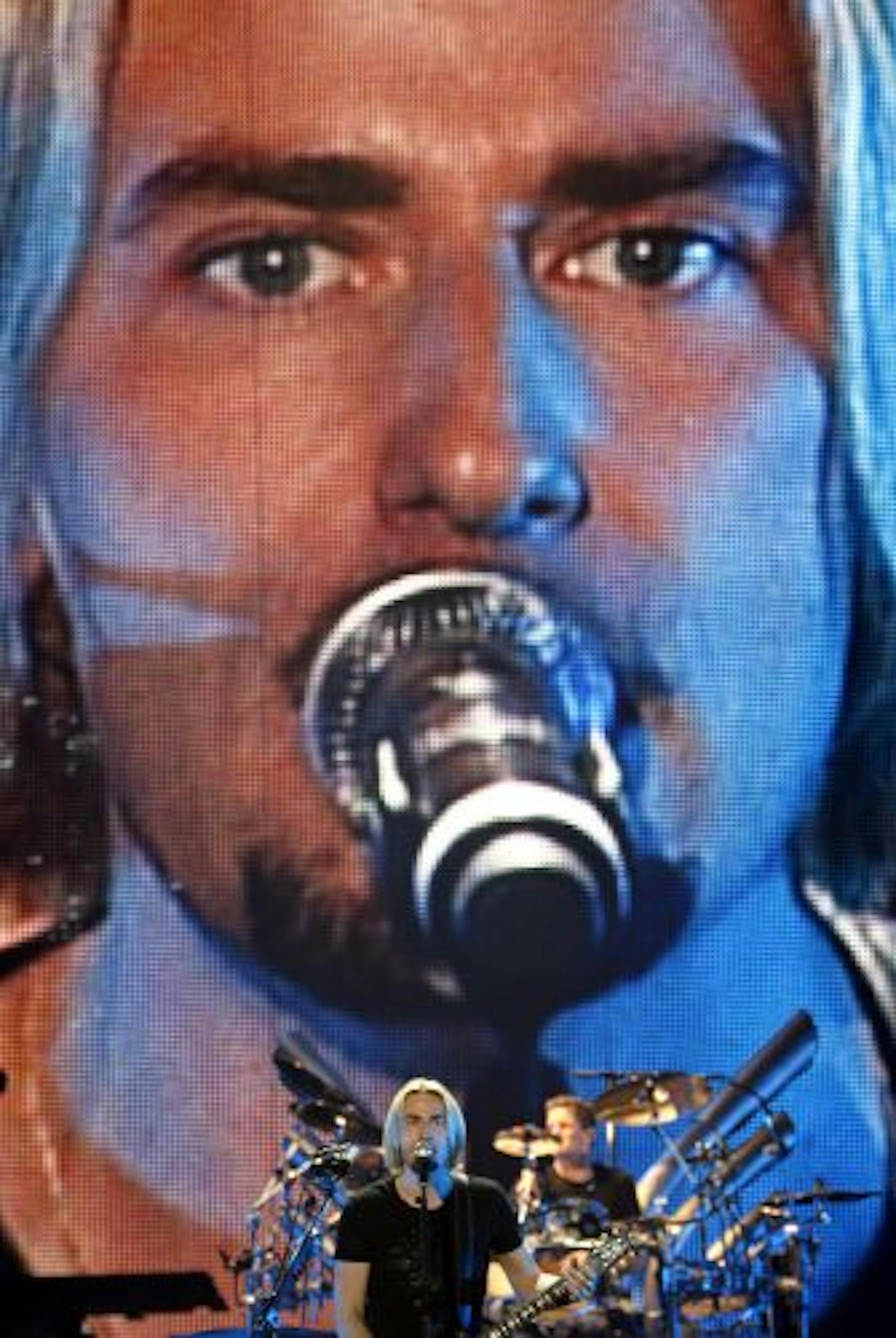 Nickelback frontman Chad Kroeger performing at Target Center Tuesday night.