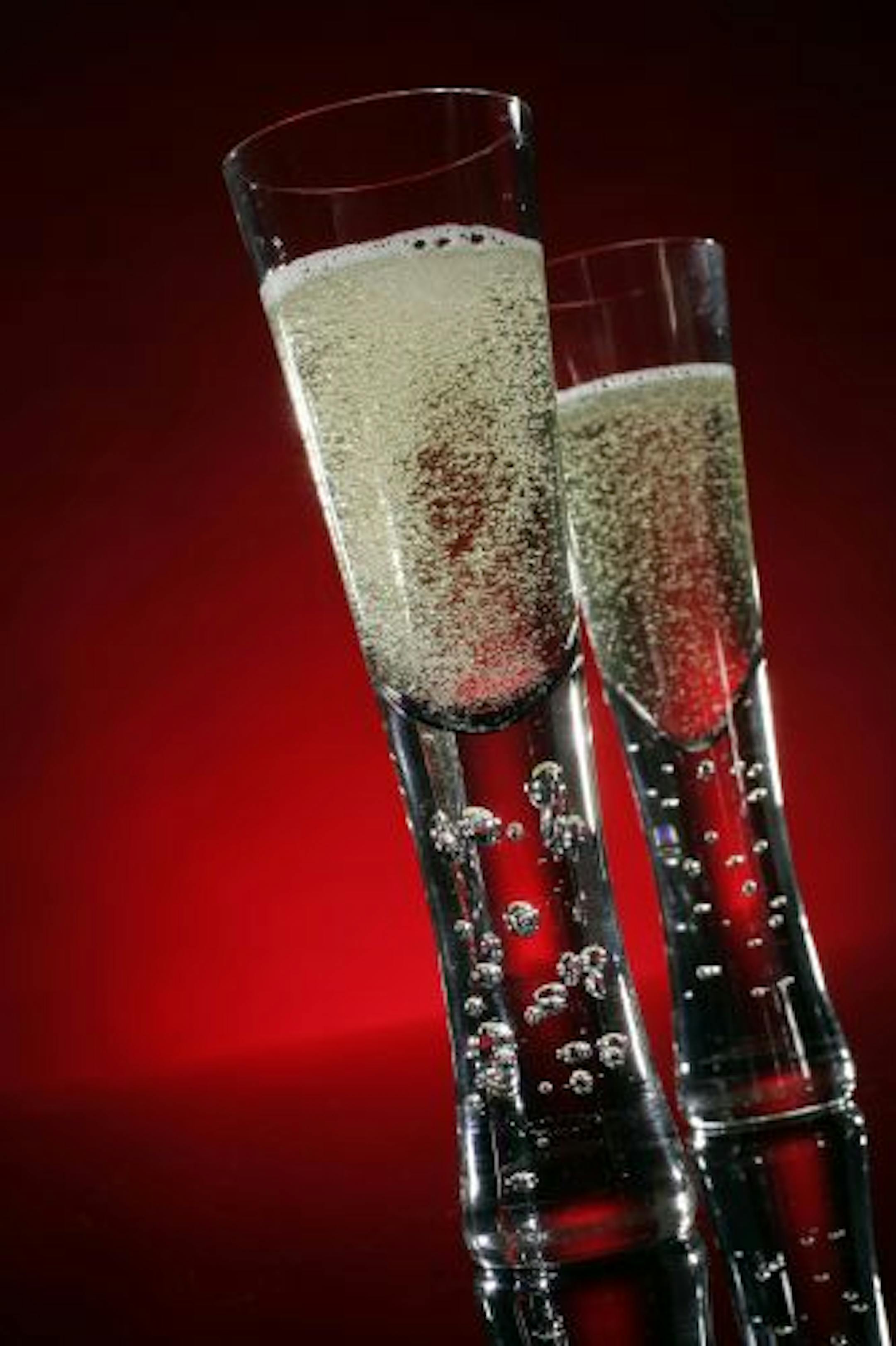 Hand-blown flutes feature random bubbles in the base that play up the carbon dioxide in champagne.