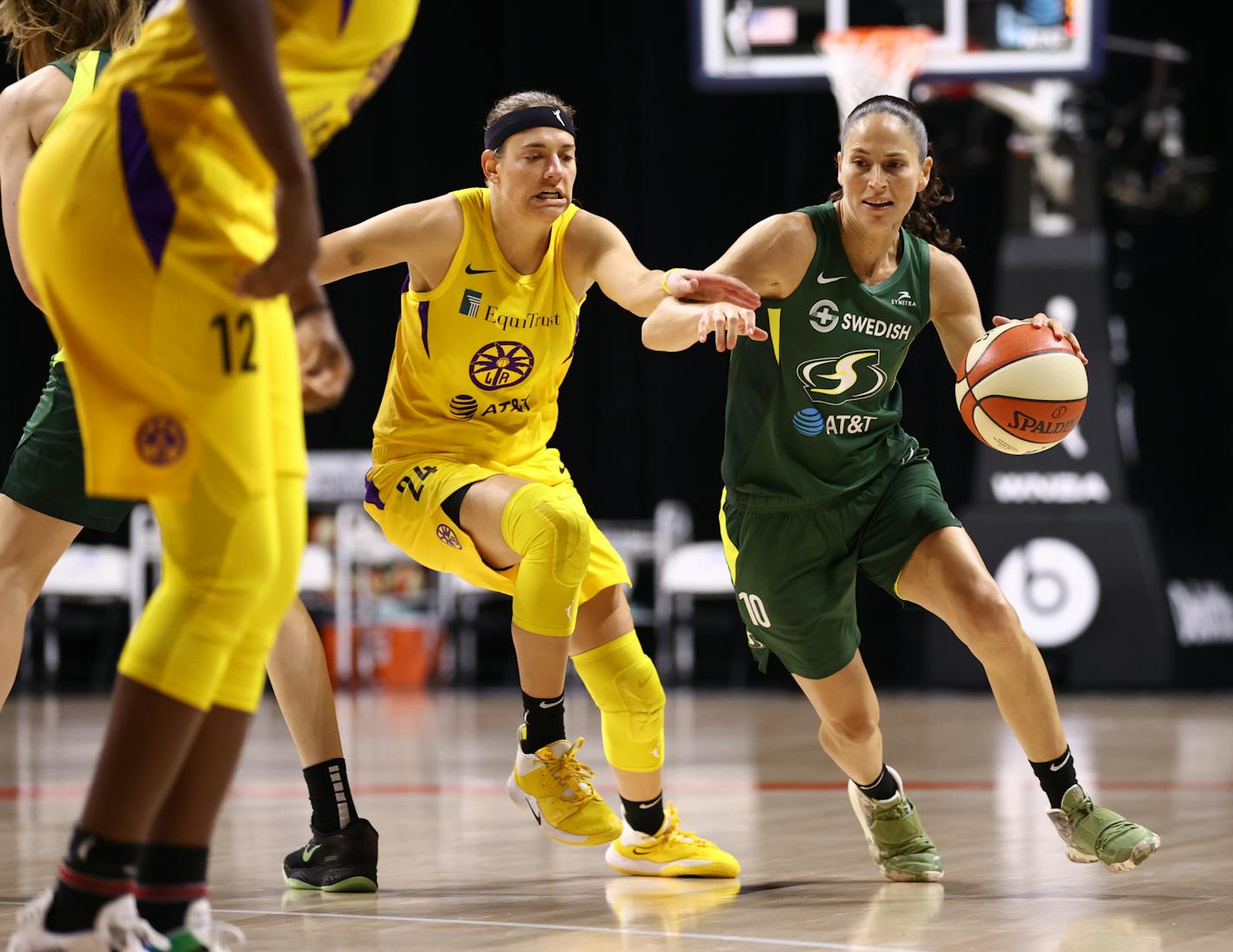 PALMETTO, FL - SEPTEMBER 4: Sue Bird #10 of the Seattle Storm handles the ball against the Los Angeles Sparks on September 4, 2020 at Feld Entertainment Center in Palmetto, Florida. NOTE TO USER: User expressly acknowledges and agrees that, by downloading and/or using this Photograph, user is consenting to the terms and conditions of the Getty Images License Agreement. Mandatory Copyright Notice: Copyright 2020 NBAE (Photo by Ned Dishman/NBAE via Getty Images) ORG XMIT: 775540690