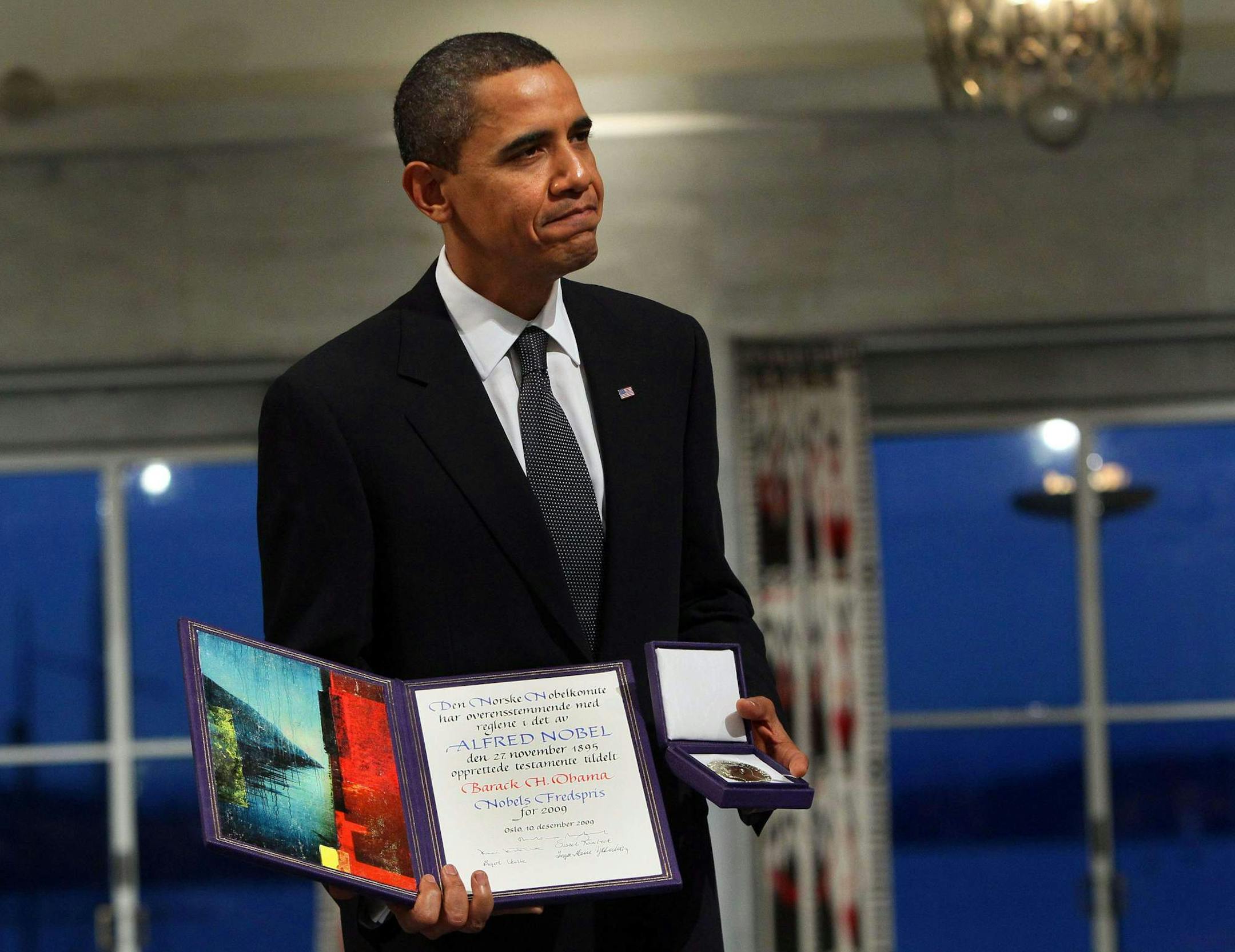 President Barack Obama with his Nobel Peace prize during the ceremony at Oslo City Hall in Oslo, Norway, Thursday , Dec. 10, 2009. (Doug Mills/ The New York Times)