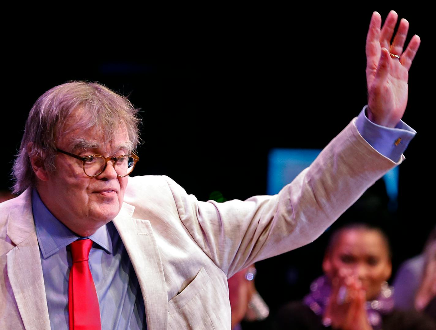 Garrison Keillor waves to the audience after the show. ] (Leila Navidi/Star Tribune) leila.navidi@startribune.com BACKGROUND INFORMATION: The live broadcast for "A Prairie Home Companion" at the State Theatre in Minneapolis on Saturday, May 21, 2016. This is Garrison Keillor's last season on "A Prairie Home Companion." ORG XMIT: MIN1605231601110813