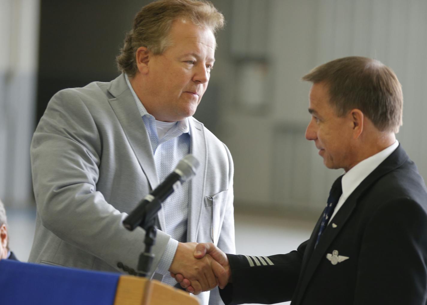 Owner and Chairman Marty Davis and Brian Roseen, Chairman of the Sun Country Master Executive Council came to terms on a new deal.]At one of Sun Country's hangar's at MSP, Sun Country Airlines and its pilots, represented by Air Line Pilots Association in negotiations, officially signed their new contract Thursday after a long negotiation process.Richard Tsong-Taatarii/rtsong-taatarii@startribune.com