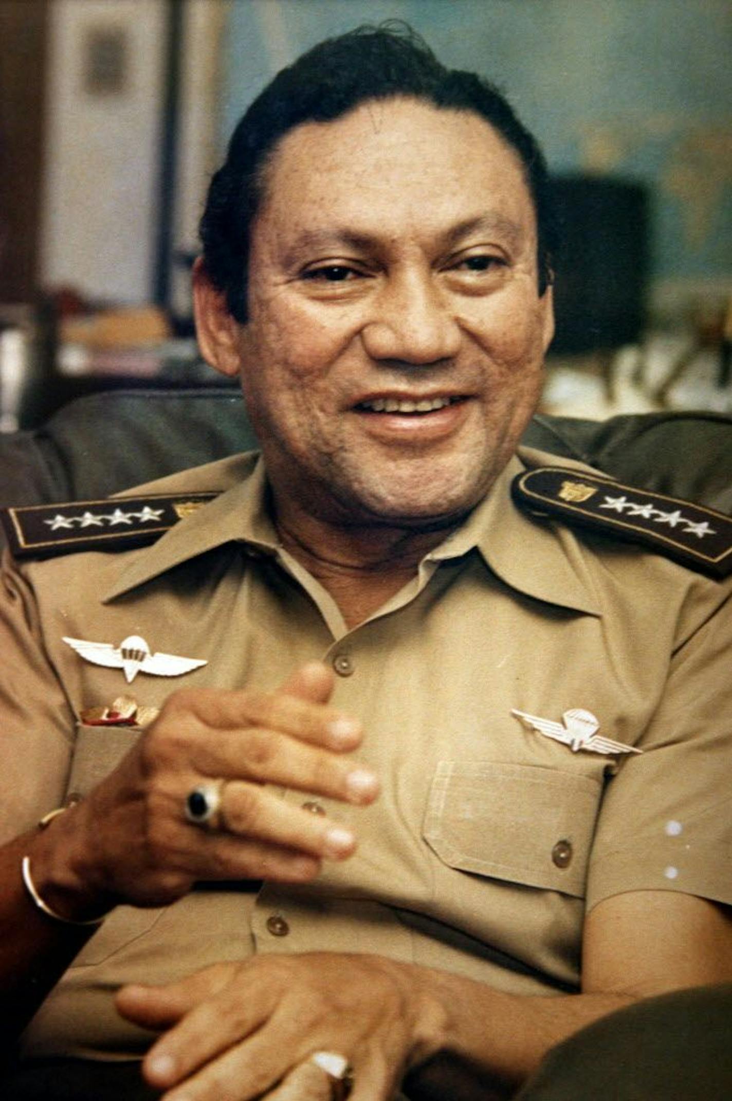 FILE - In this Nov. 8, 1989 file photo, Panamanian military strongman Gen. Manuel Noriega talks to reporters in Panama City. Panama's ex-dictator Noriega died Monday, May 29, 2017, in a hospital in Panama City. He was 83.