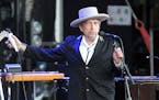 Bob Dylan's family guy side on display in aunt's obituary