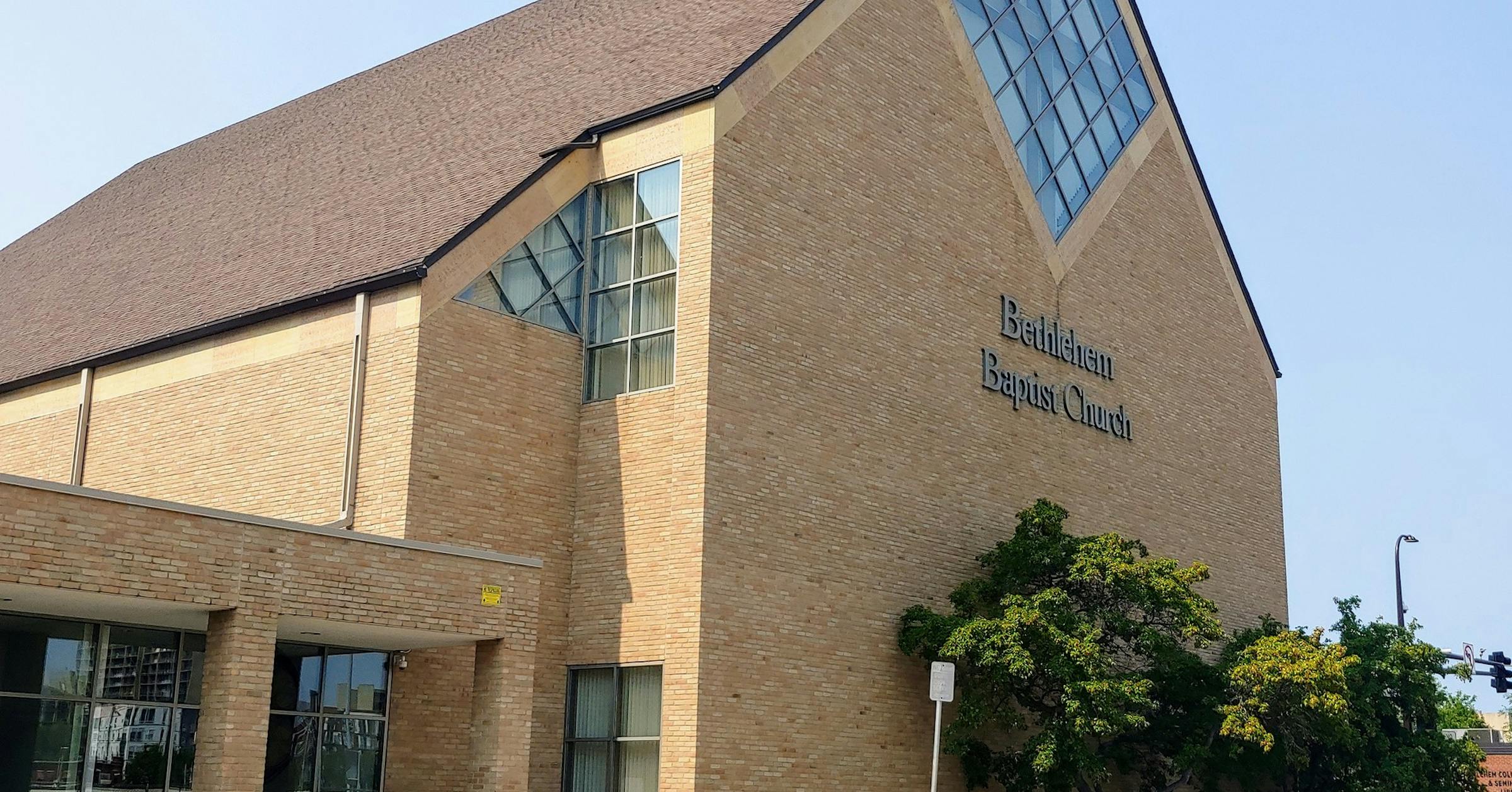 Minneapolis megachurch loses 3 pastors amid 'painful and ...
