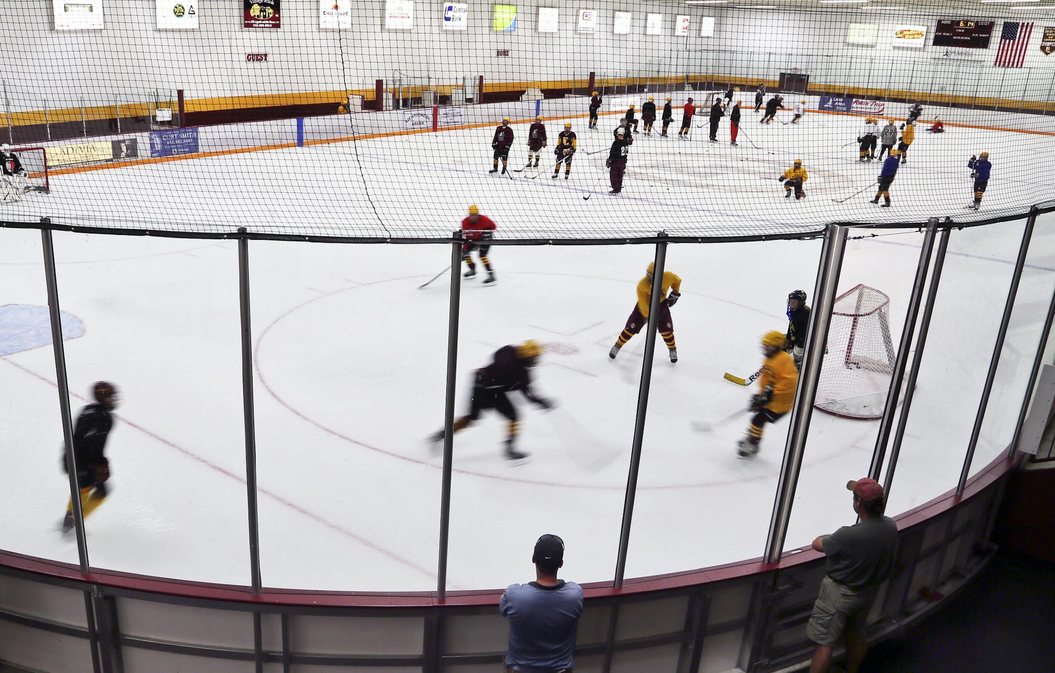 The Forest Lake Hockey Association held a hockey clinic for players between 8 and 14 years old Friday, Sept. 6, 2013, at Lichtscheidl Arena in Forest Lake, MN. The Forest Lake ice arena, called Lichtscheidl Arena, was first operated by private/nonprofit groups, but since was soon taken over by public entities after it was unable to make them run properly.](DAVID JOLES/STARTRIBUNE) djoles@startribune.com Ramsey County wants to buy the financially-troubled Vadnais ice facility, hoping to get a dea