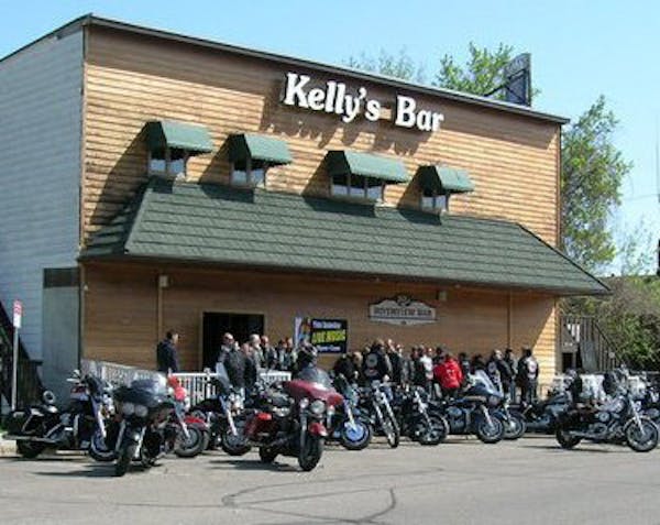 Kelly's Bar in Red Wing.