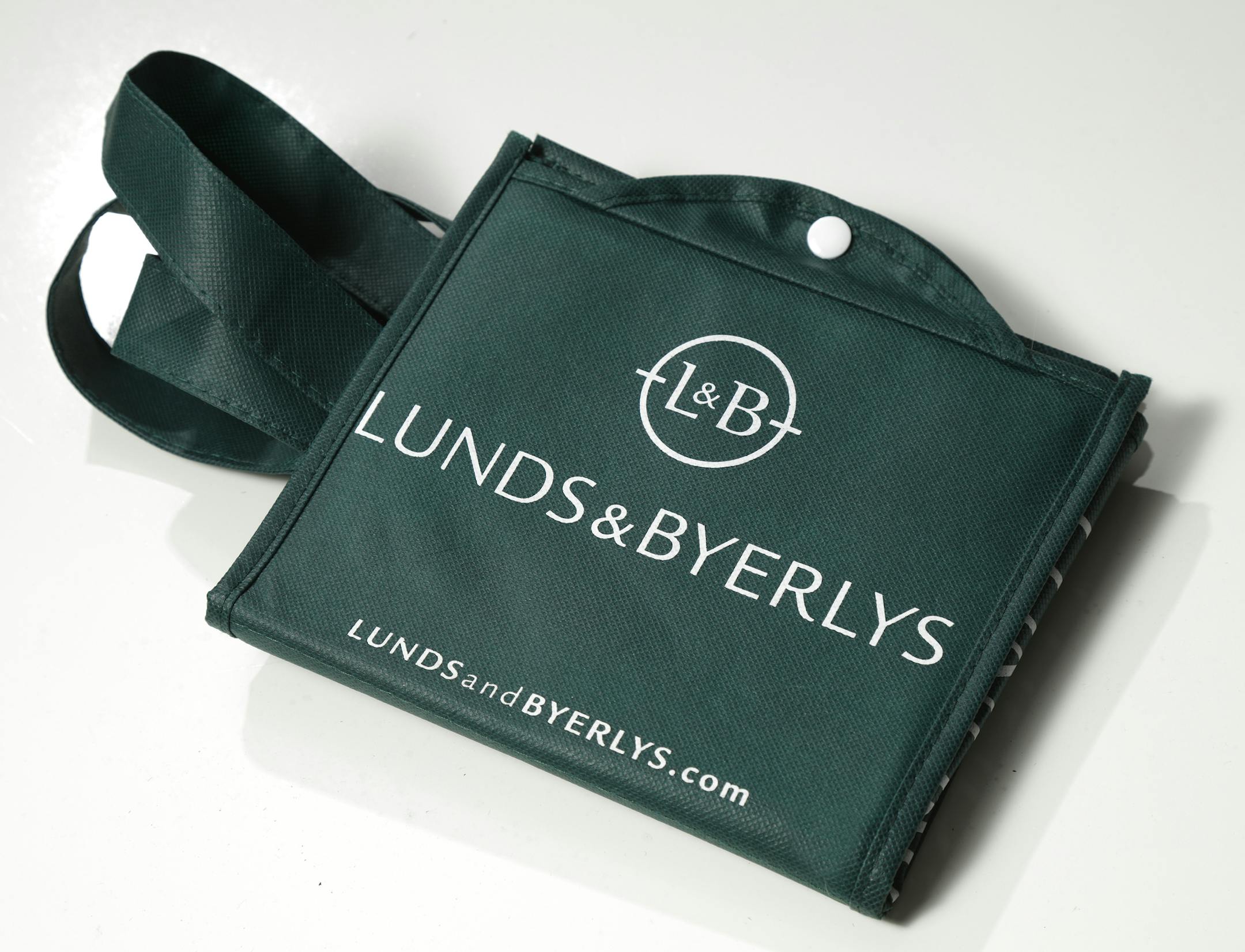 Illustrations for the Lilek column on bags. [ TOM WALLACE ï tom.wallace@startribune.com