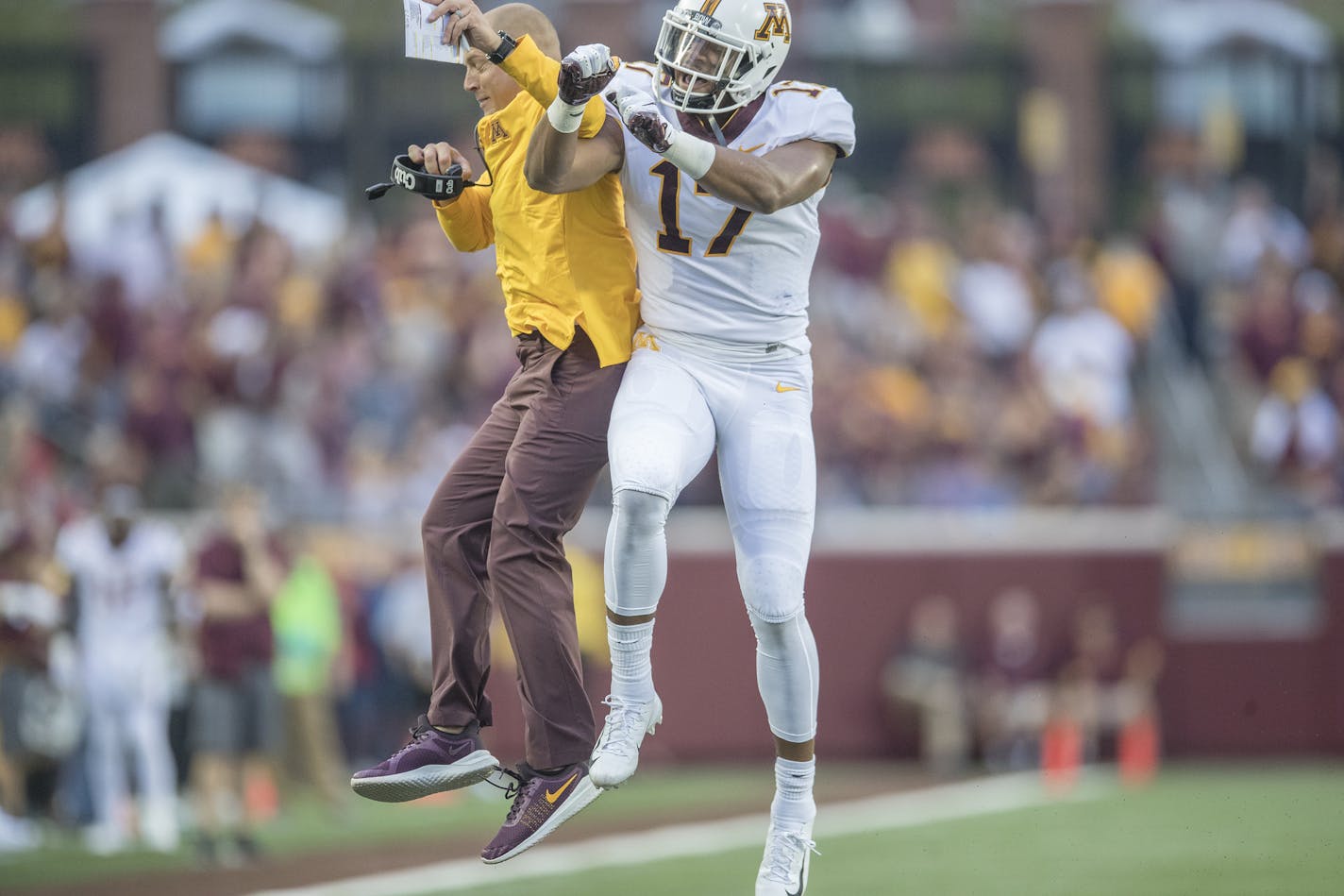 Minnesota's Head Coach P. J. Fleck showed his approval for the team after Minnesota's wide receiver Seth Green rushed for a touchdown in the second quarter Minnesota took on New Mexico State at TCF Bank Stadium, Thursday, August 30, 2018 in Minneapolis, MN. ] ELIZABETH FLORES &#xef; liz.flores@startribune.com