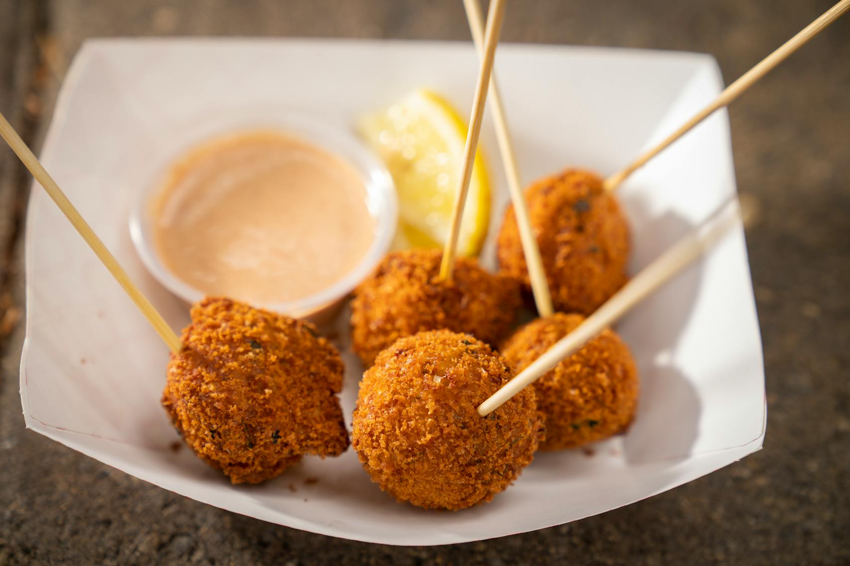 Walleye Fritter Pops from Giggles’ Campfire Grill. The new foods of the 2023 Minnesota State Fair photographed on the first day of the fair in Falcon Heights, Minn. on Tuesday, Aug. 8, 2023. ] LEILA NAVIDI • leila.navidi@startribune.com