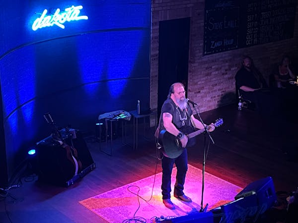 Steve Earle delivered a 24-song solo-acoustic set at the Dakota on Thursday.