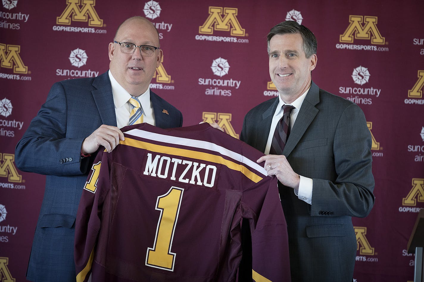 University of Minnesota Athletic Director Mark Coyle, right, introduced Bob Motzko as the new Gophers hockey coach during a press conference at TCF Bank Stadium, Thursday, March 29, 2018 in Minneapolis, MN. ] ELIZABETH FLORES &#xef; liz.flores@startribune.com