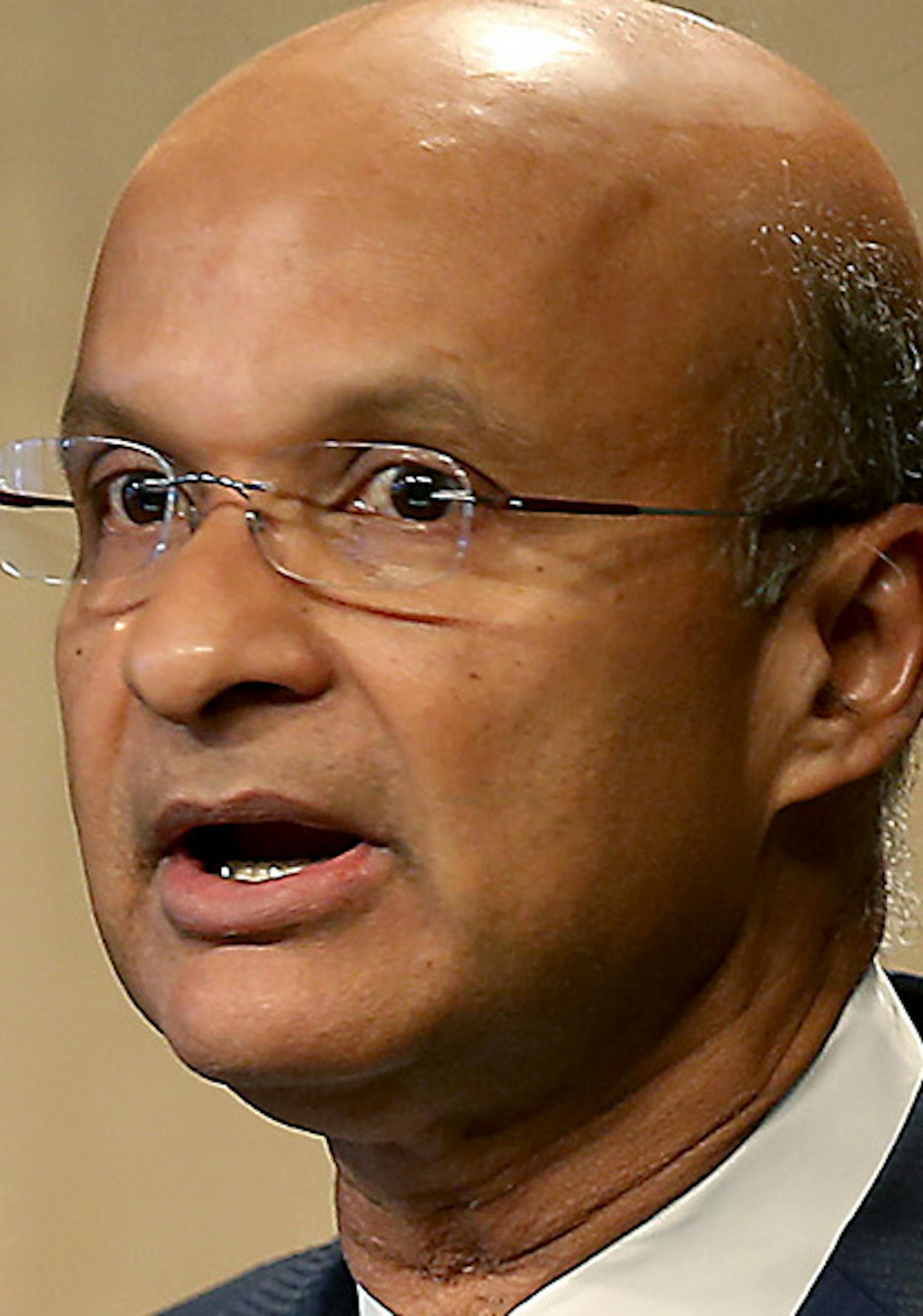 Medtronic CEO, Omar S. Ishrak led the Medtronic annual shareholder meeting, Thursday, August 21, 2014 in Mounds View, MN. It is the first shareholders meeting since the company announced its intention to move to Ireland through the Covidien purchase. ] (ELIZABETH FLORES/STAR TRIBUNE) ELIZABETH FLORES • eflores@startribune.com