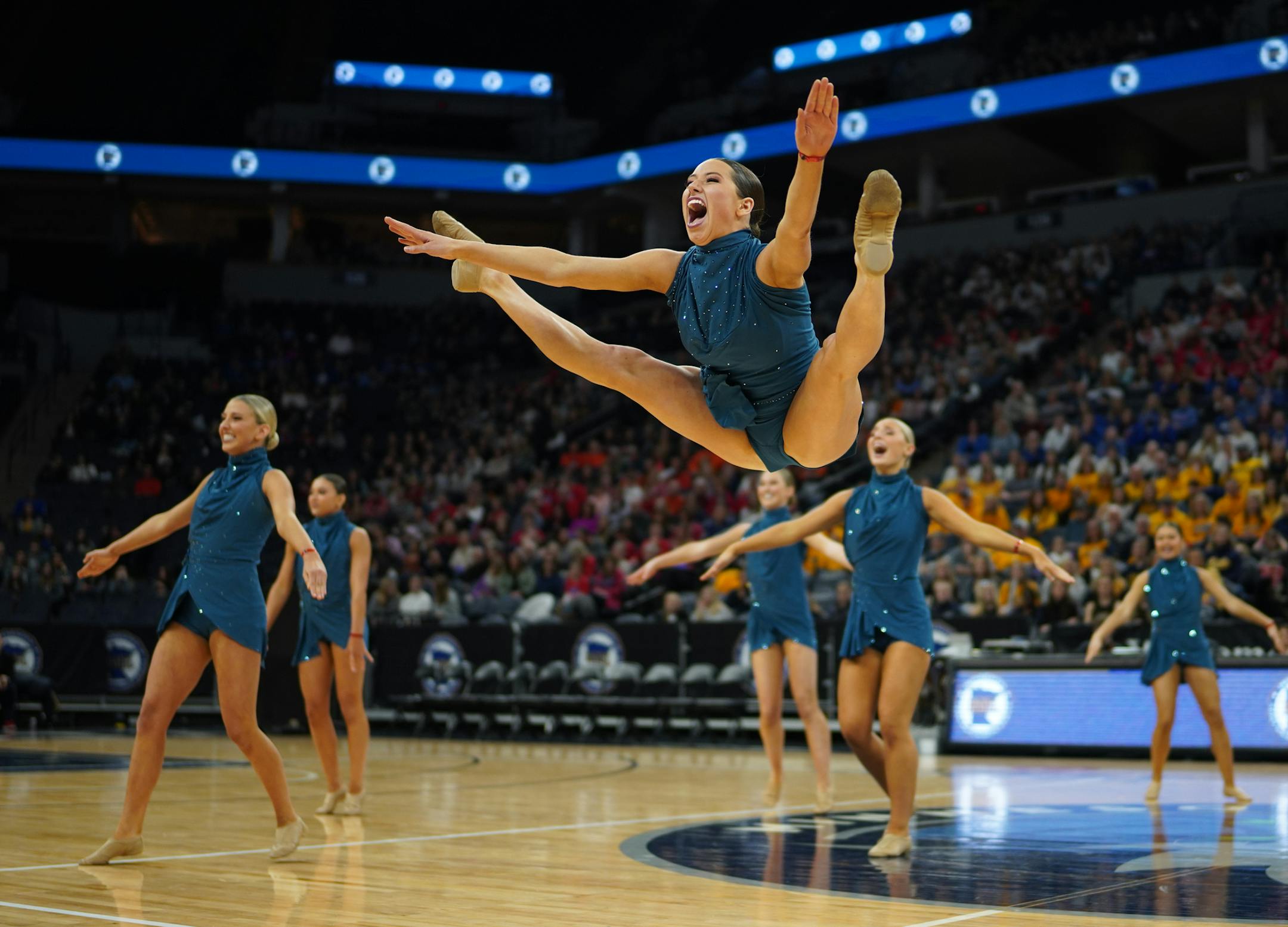 Grace Kisch and the Eastview Lightning Dance Team performs in the class AAA MSHSL State Dance Tournament on Feb. 14, 2020 at the Target Center. [ Special to Star Tribune, photo by Matt Blewett, Matte B Photography, matt@mattebphoto.com, Feb. 14, 2020, MSHSL Dance Tournament, MSHSL dance, Target Center, Minnesota, SAXO 1010540933 PREP.dance