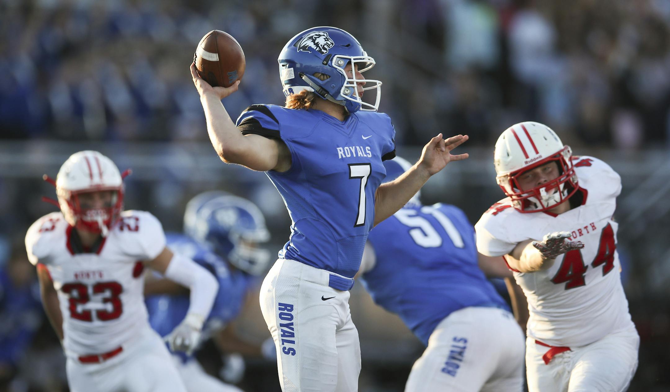 Woodbury quarterback Jake Wenzel threw in the first quarter. ] JEFF WHEELER • jeff.wheeler@startribune.com Woodbury High School faced defending state champion Lakeville North in a high school football game at Woodbury Thursday night, August 29, 2019.