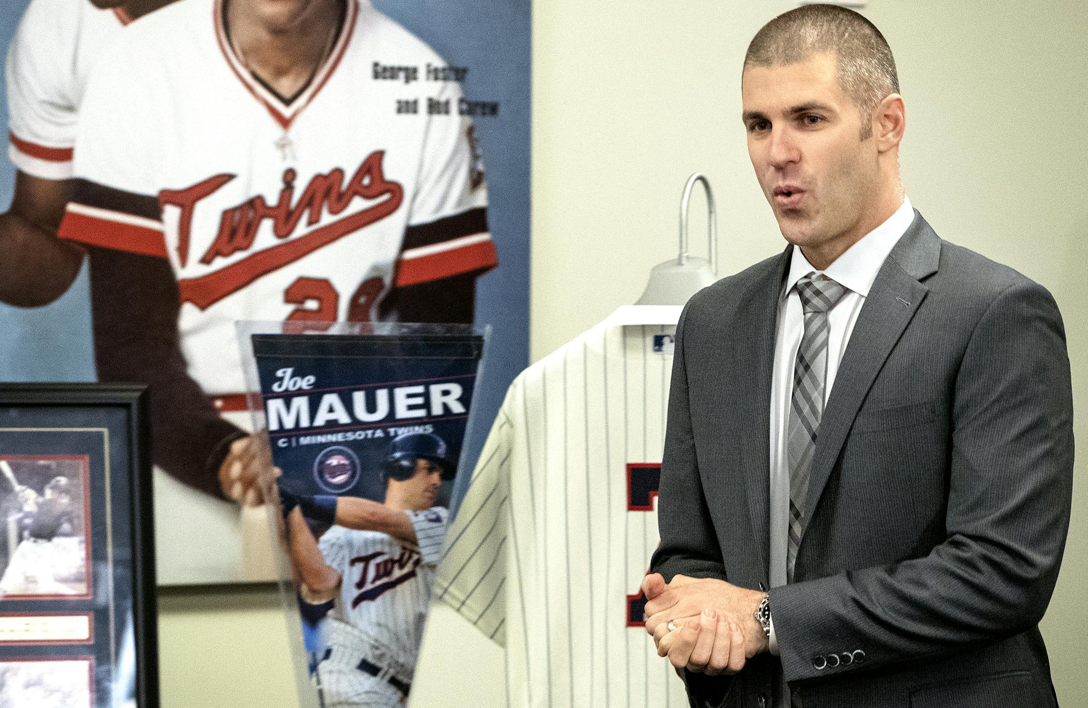 Minnesota Twins Joe Mauer walked to his seat at his retirement press conference. ] CARLOS GONZALEZ &#xef; cgonzalez@startribune.com &#xf1; November 12, 2018, Minneapolis, MN, Target Field, Minnesota Twins Joe Mauer retirement press conference