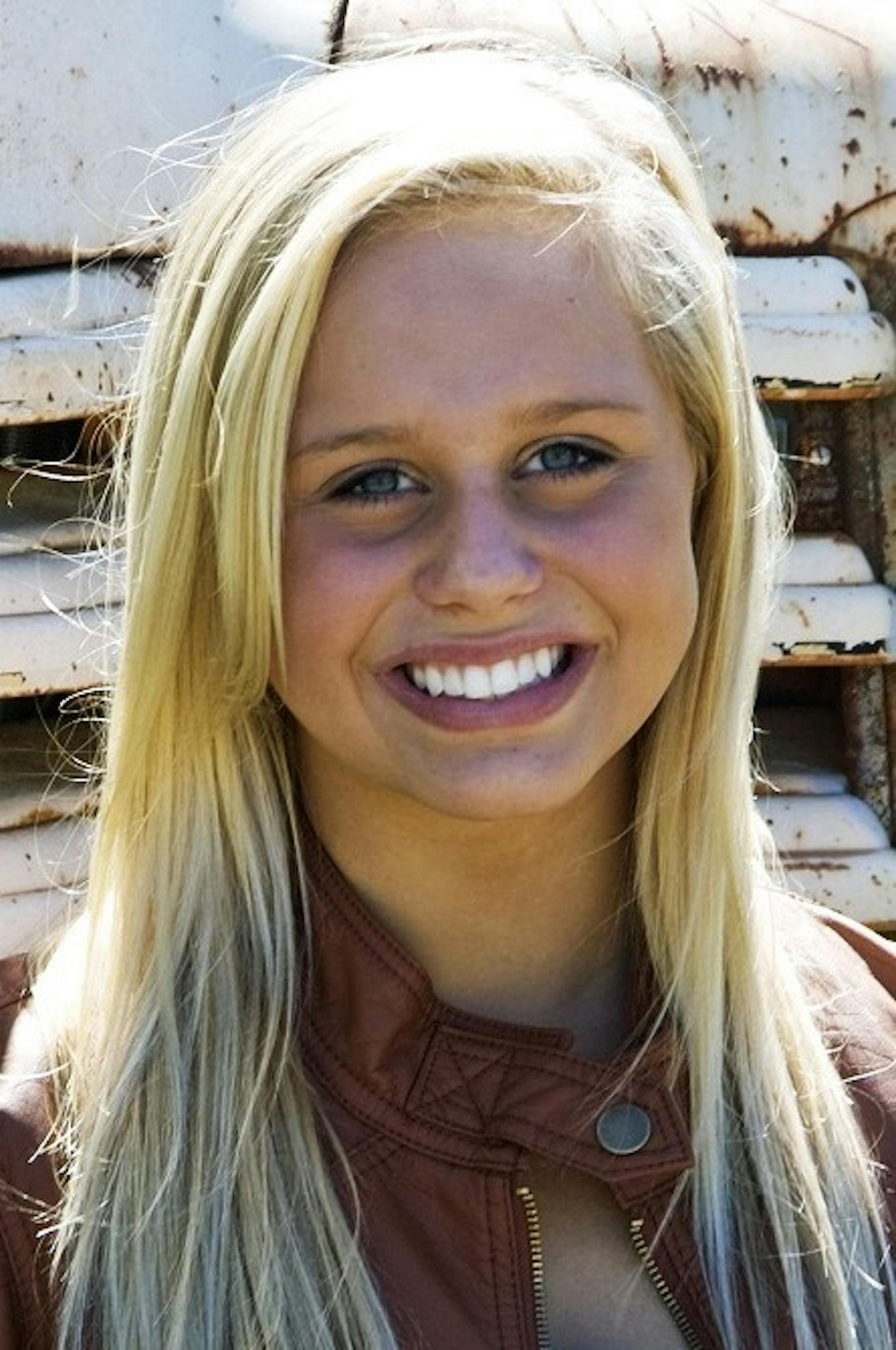 Maggie Kadrlik, Simley