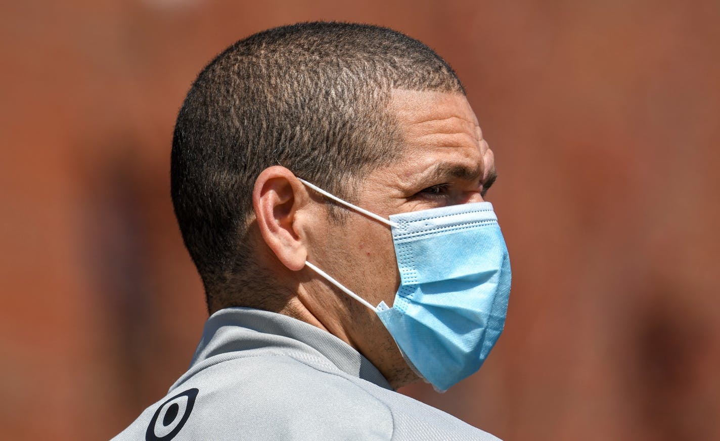 Minnesota United's Ozzie Alonso, who won two MLS Cups in Seattle, returned to play for the first time against his former team on last season's final day. The teams met again Monday night in the Western Conference final.