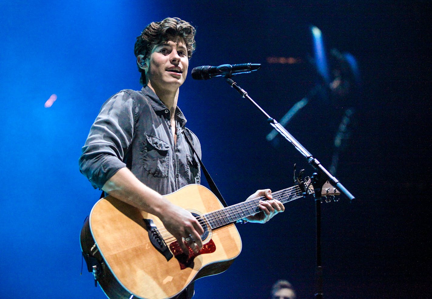 Shawn Mendes returns to Xcel Energy Center on Friday.