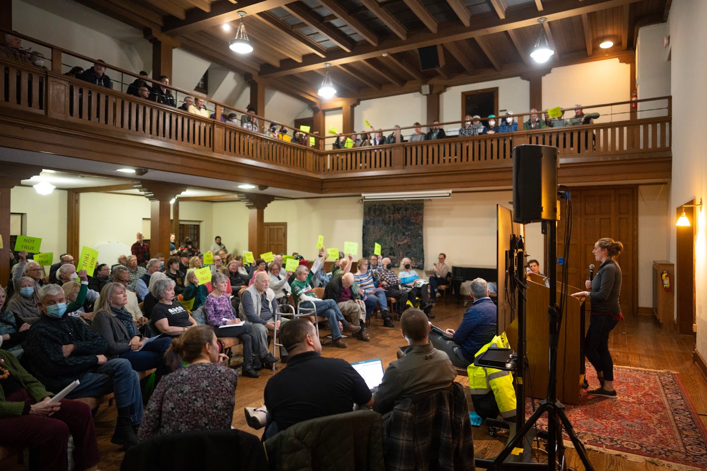 Mary Norton, a landscape architect with the City of St. Paul, gave an overview of the Summit Avenue bike trail project to community members in February in St. Paul.