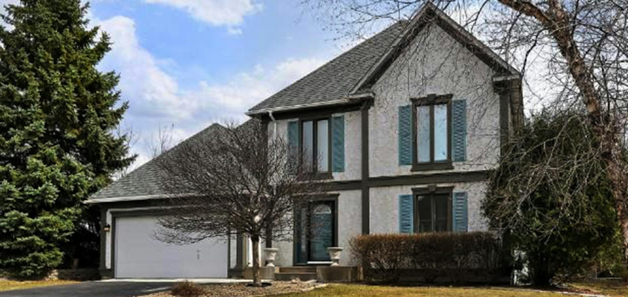 ... Medina
Built in 1991, this three-bedroom, three-bath house has 2,023 finished square feet and features three bedrooms on one level, second floor laundry, vaulted ceilings, fireplace, granite center kitchen island, formal dining room, full finished basement, deck and fenced yard. Listed by Rebecca O'Brien, Re/Max Results, 763-478-8111.