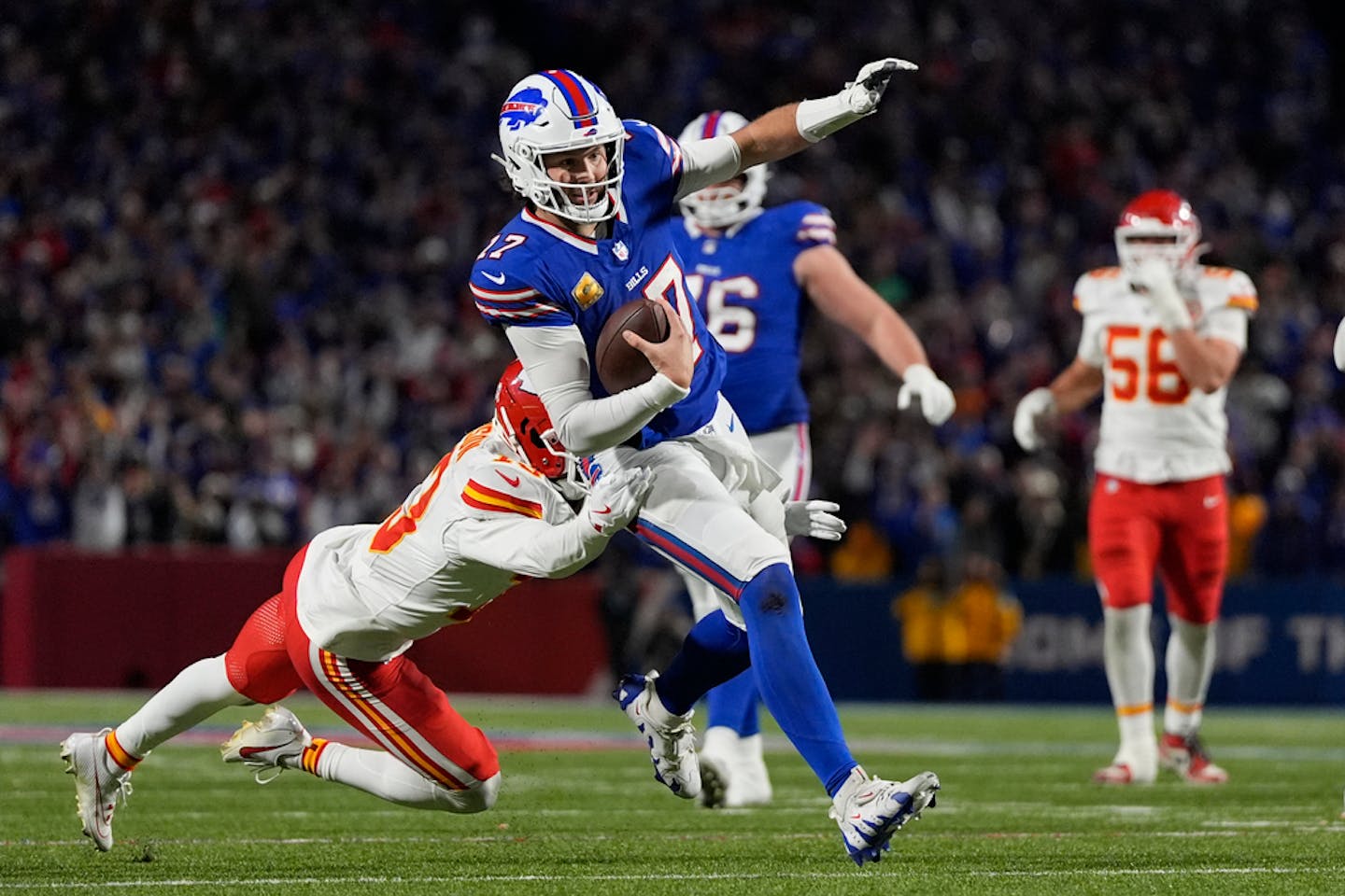 Josh Allen's 26-yard run seals Bills' 30-21 win over KC and ends Chiefs' bid for a perfect season