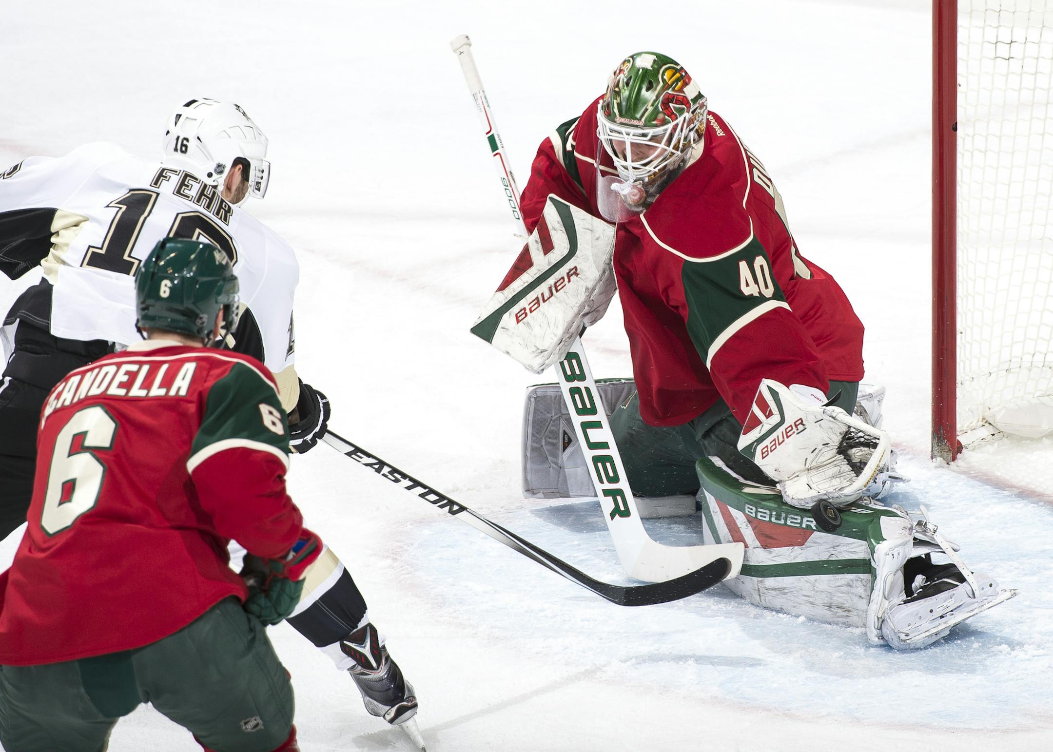 Wild goalie Devan Dubnyk