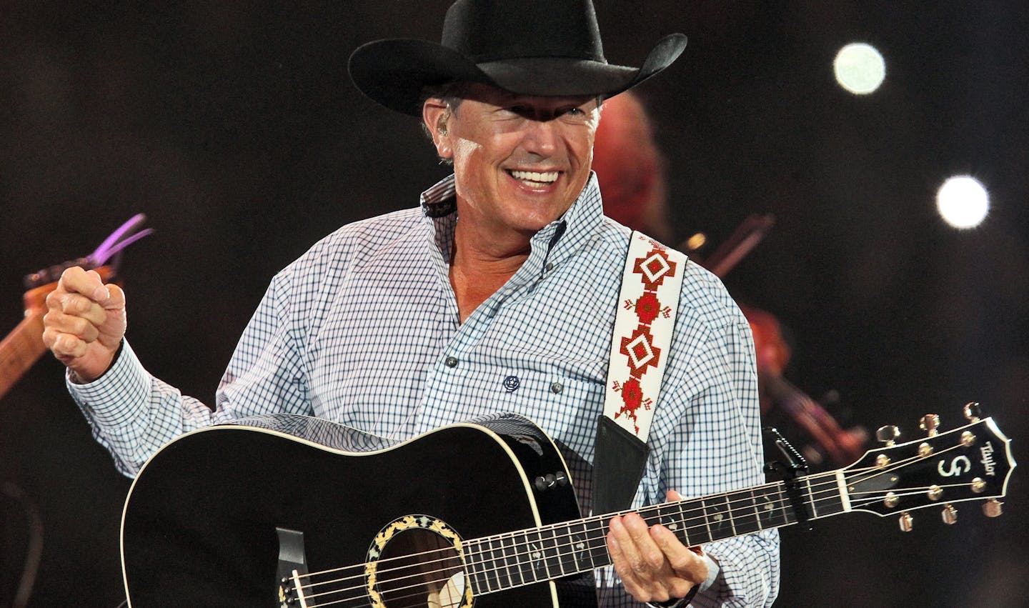 Country superstar George Strait appeared to be having lots of fun at Friday night's sold-out farewell-tour concert at St. Paul's Xcel Energy Center. The show featured lots of sentimentality, but never got too sappy.