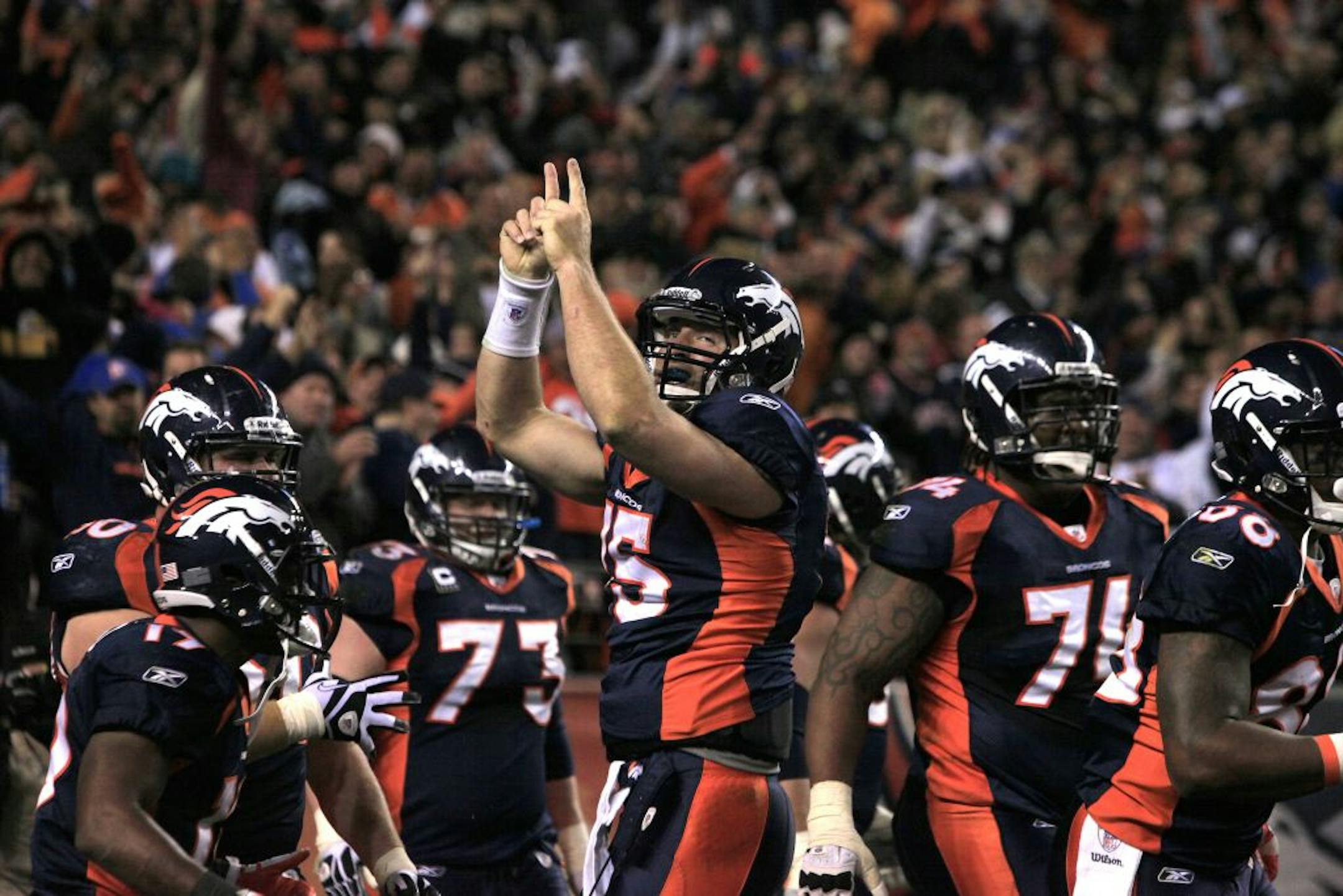 Denver Broncos' Tim Tebow (15)