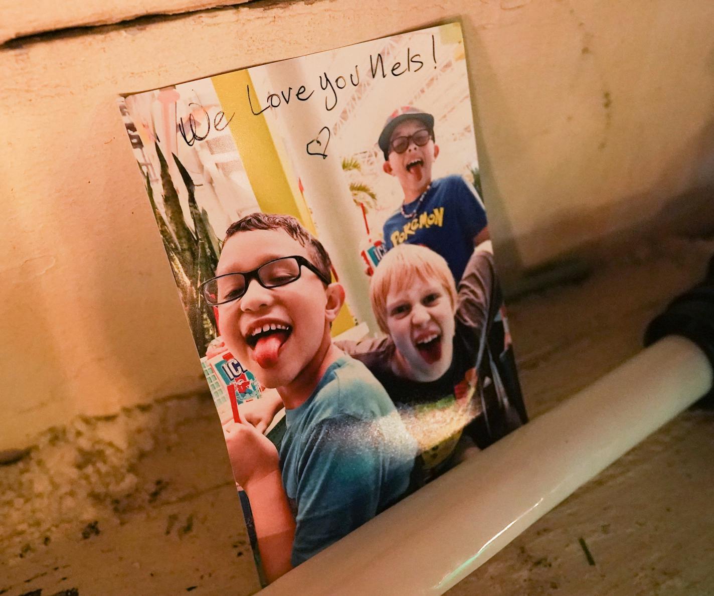 Stuffed animals and light sabers were left on the steps. ] MARK VANCLEAVE &#xa5; Friends and neighbors left toys and notes on the steps of the home where Kjersten Schladetzky and her two sons, William and Nelson, were shot and killed by their father David Schladetzky. Photogtraphed Monday, Dec. 2,2019 in Minneapolis.