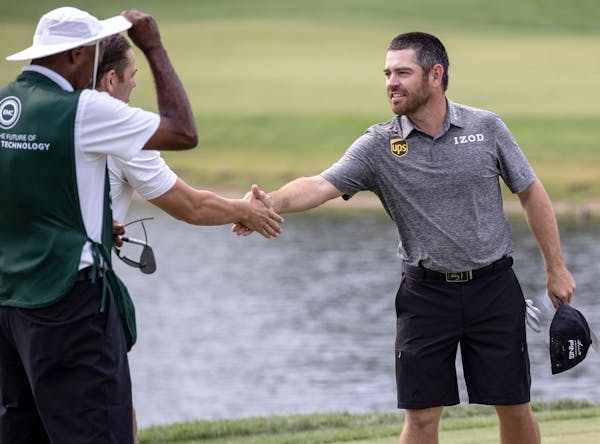 Louis Oosthuizen shook hands with players after a Wednesday morning pro-am at the 3M Open in Blaine.