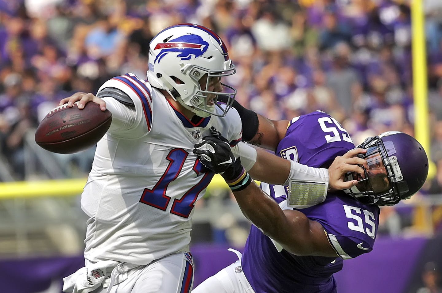 Minnesota Vikings linebacker Anthony Barr (55) is penalized for a horse collar tackle on Buffalo Bills quarterback Josh Allen (17) in the second quarter. ] Minnesota Vikings -vs- Buffalo Bills, U.S. Bank Stadium.
BRIAN PETERSON &#xef; brian.peterson@startribune.com
Minneapolis, MN 09/23/2018