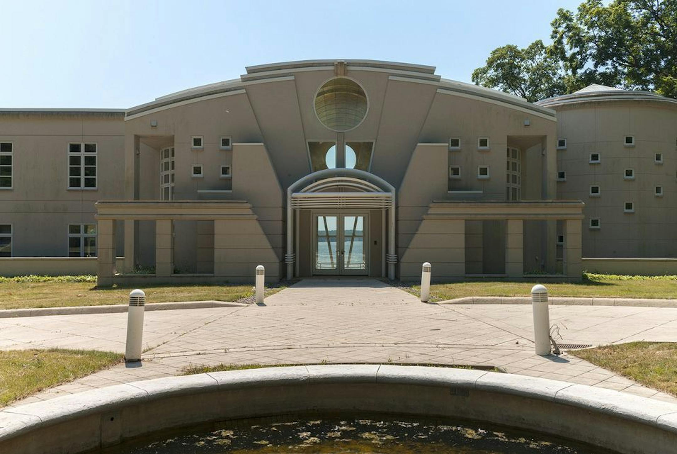 Spacecrafting Former home of "Jimmy Jam" Harris ORG XMIT: MIN1309091723030780