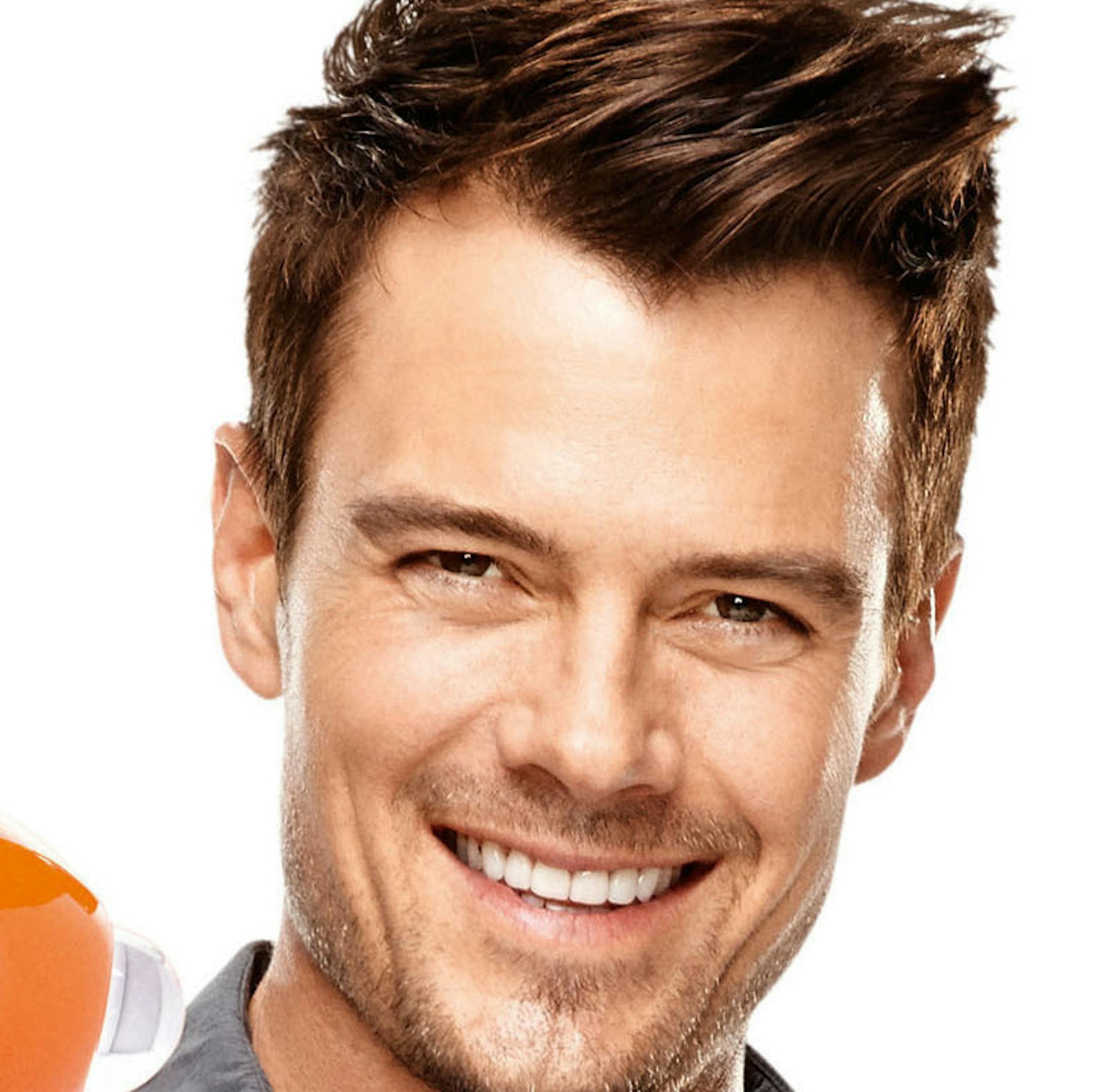 Pictured: Josh Duhamel, host of Nickelodeon's Kids Choice Awards, 2013. (PRNewsFoto/Nickelodeon, Jim Wright/Nickelodeon. (c) 2013) ORG XMIT: MIN2013032015144079