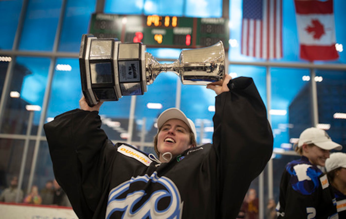 Whitecaps goaltender Amanda Leveille  celebrated with the Isobel Cup at Tria Rink Sunday March 17, 2019 in St. Paul MN.] The Minnesota Whitecaps beat the the Buffalo Beauts 2-1 in overtime to win the NWHL Championship at Tria Rink. Jerry Holt • Jerry.holt@startribune.com