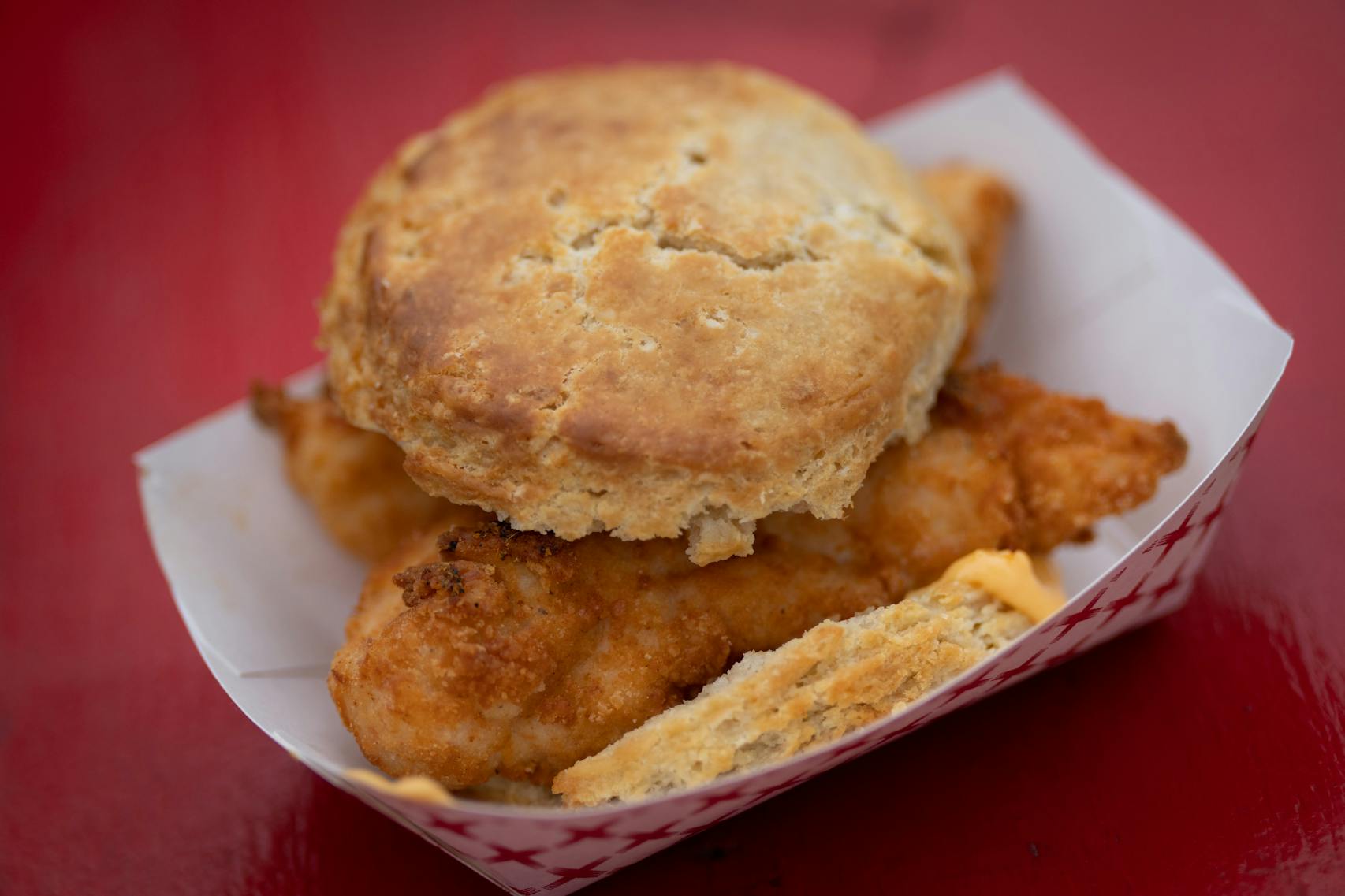Southern Chicken Biscuit Sandwich from Lulu’s Public House. New foods at the Minnesota State Fair photographed on Thursday, Aug. 25, 2022 in Falcon Heights, Minn. ] RENEE JONES SCHNEIDER • renee.jones@startribune.com