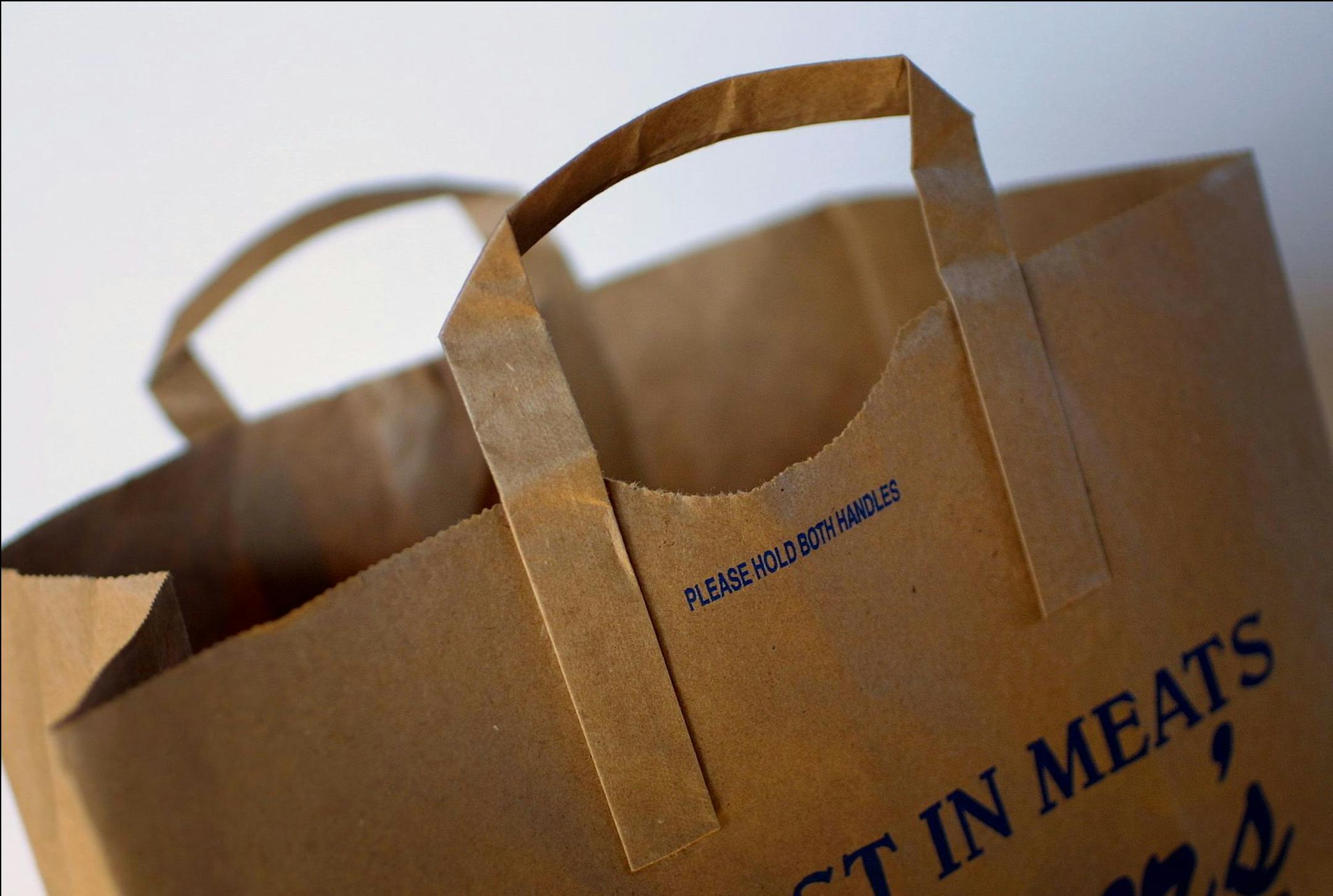 Paper bags with handles invented in Minnesota. Widget for Minnesota story in Taste ORG XMIT: MIN2013050917563646