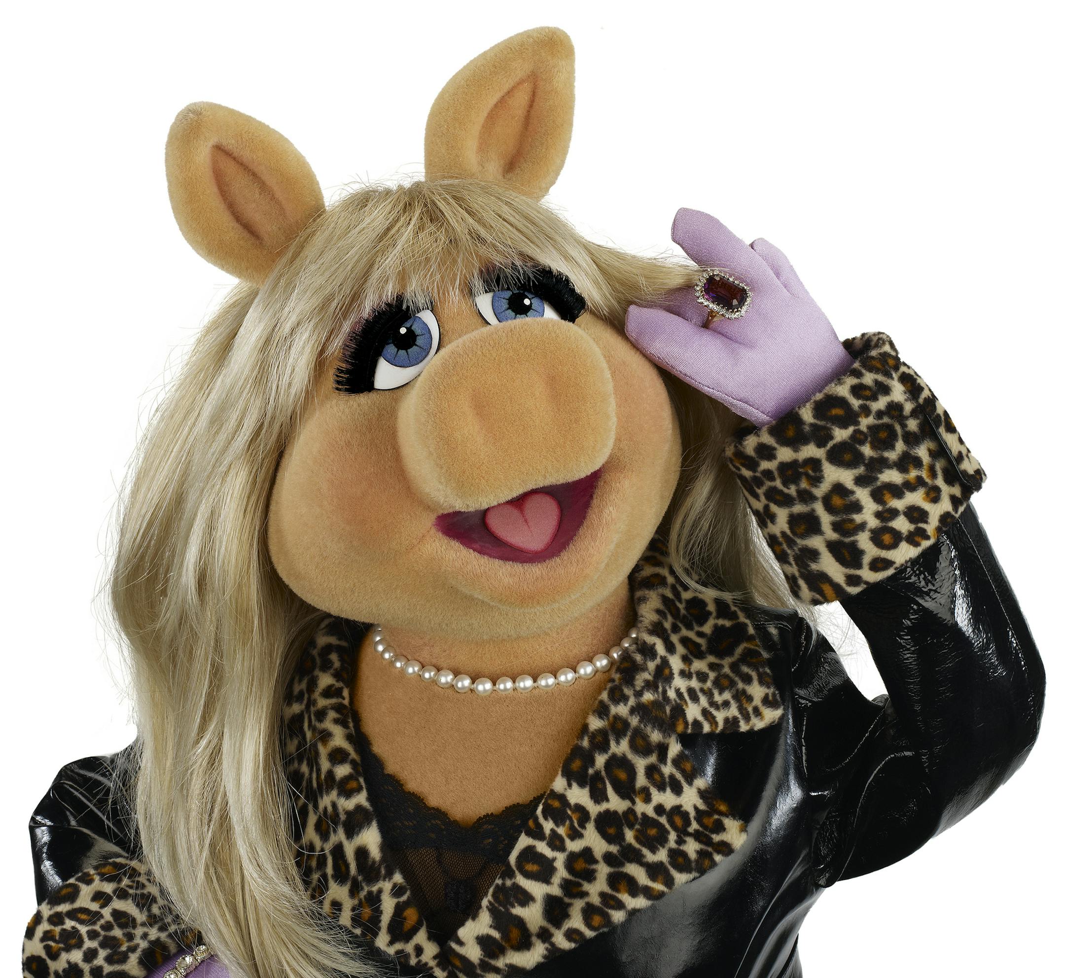 THE MUPPETS - ABC's "The Muppets" stars Miss Piggy. (ABC/John E. Barrett/The Muppets Studio)