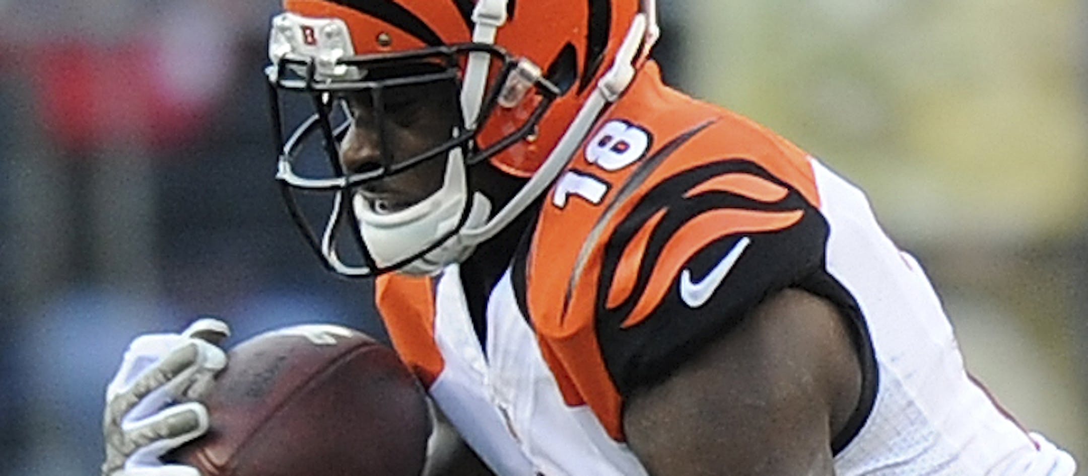 Cincinnati Bengals wide receiver A.J. Green pulls in a pass during the second half of a NFL football game against the Baltimore Ravens in Baltimore, Sunday, Nov. 10, 2013. (AP Photo/Nick Wass)